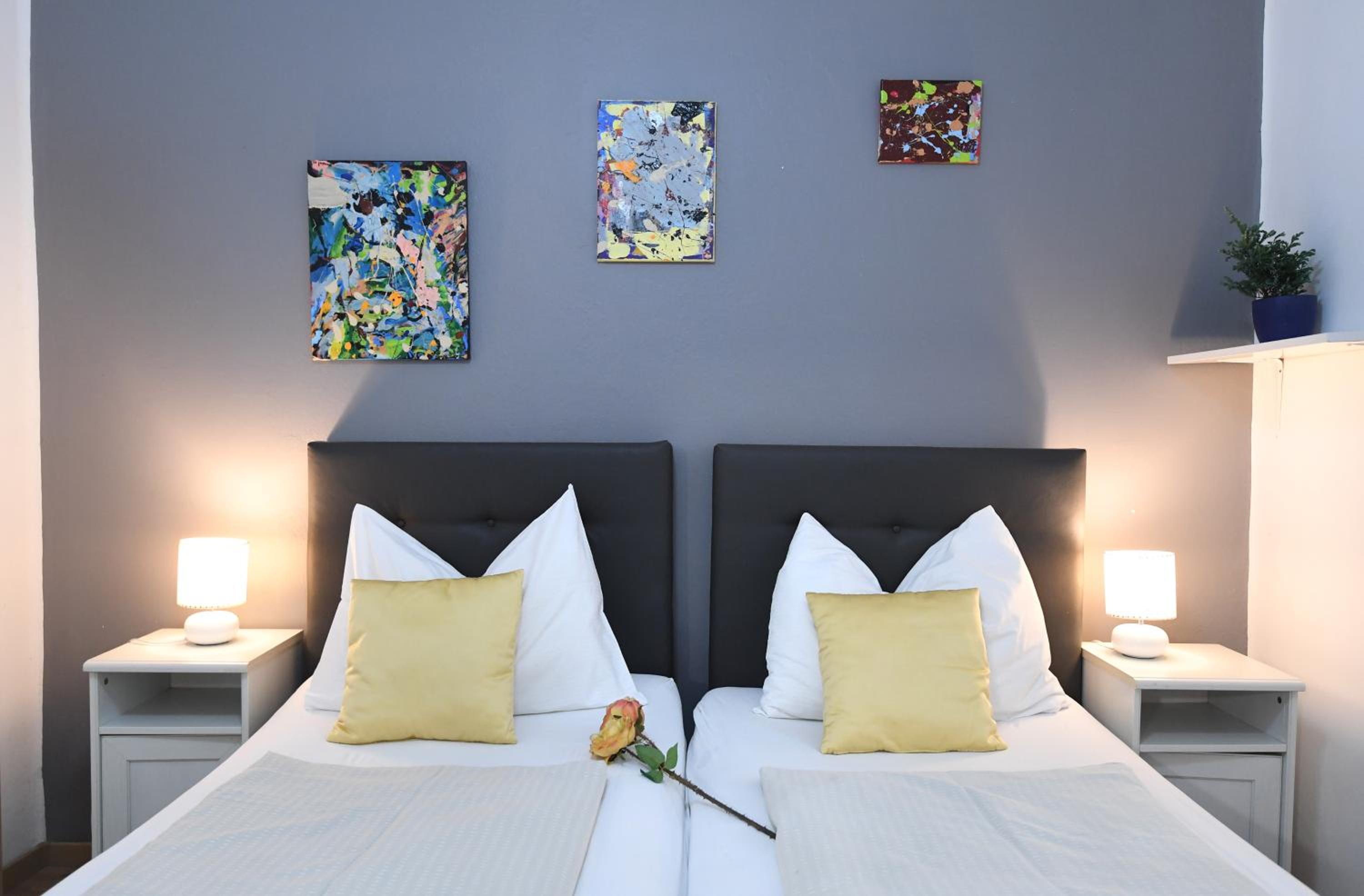 Standard Twin Room