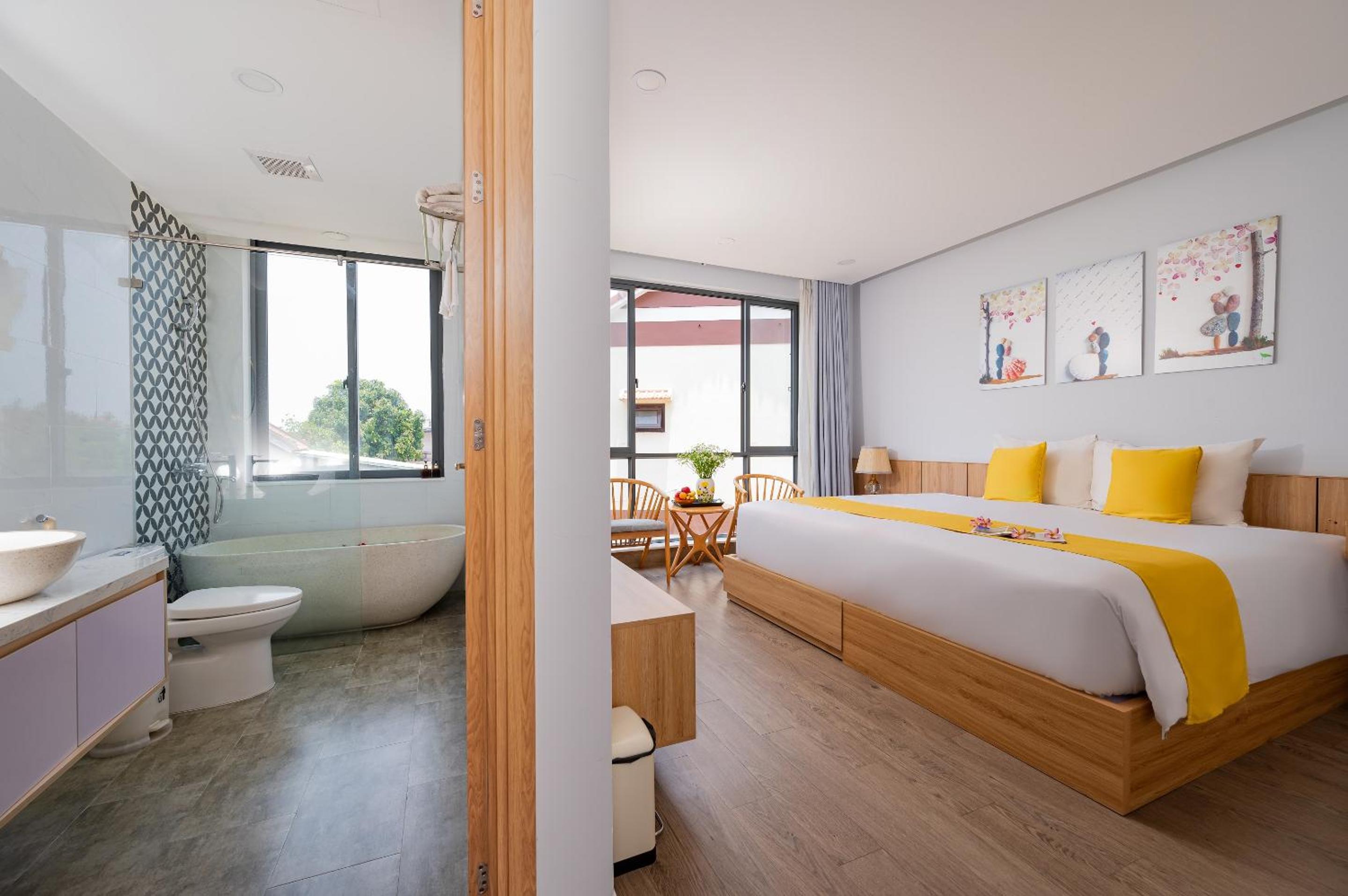 Double or Twin Room with View