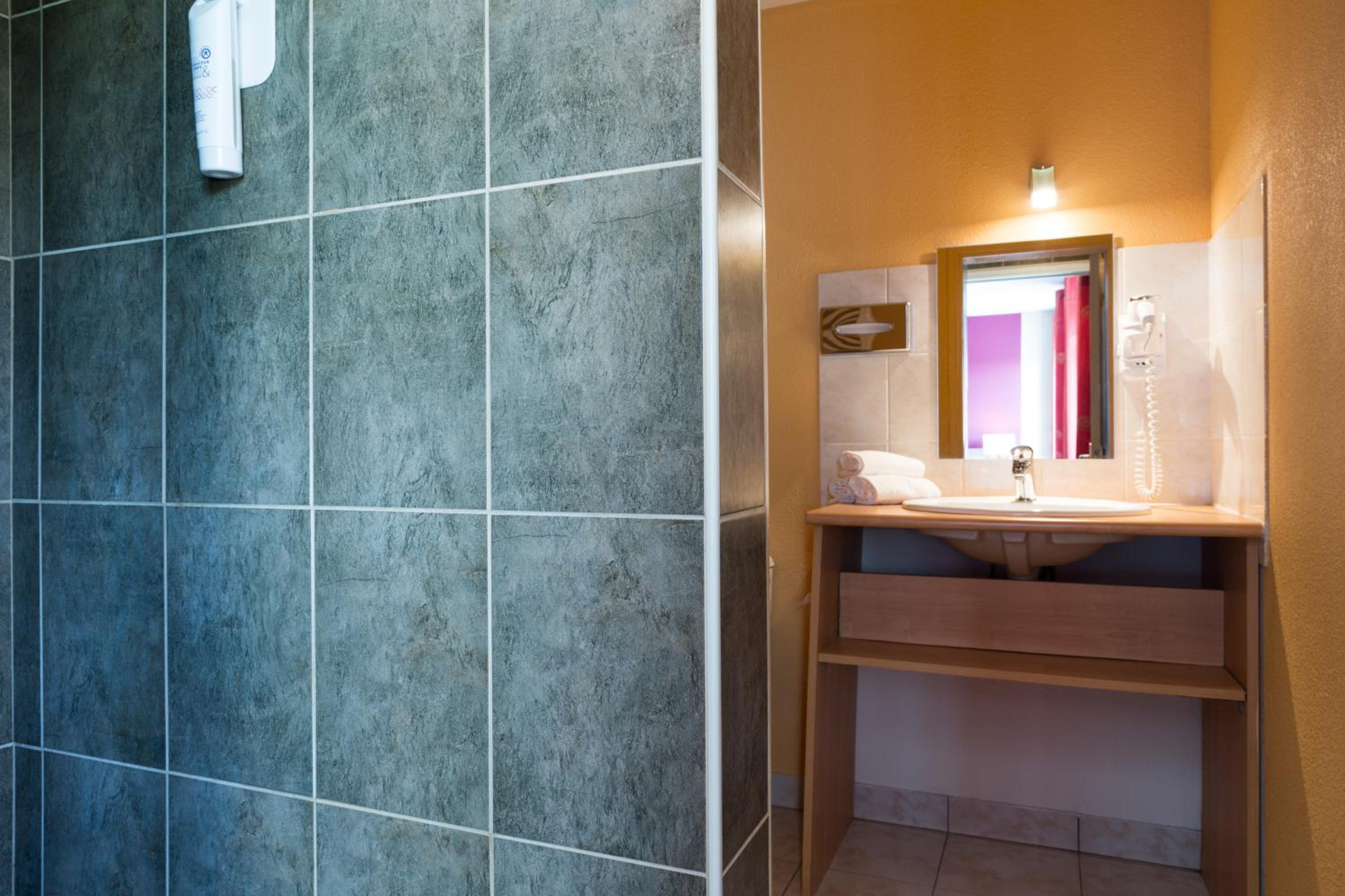 Superior Triple Room - Photo 5