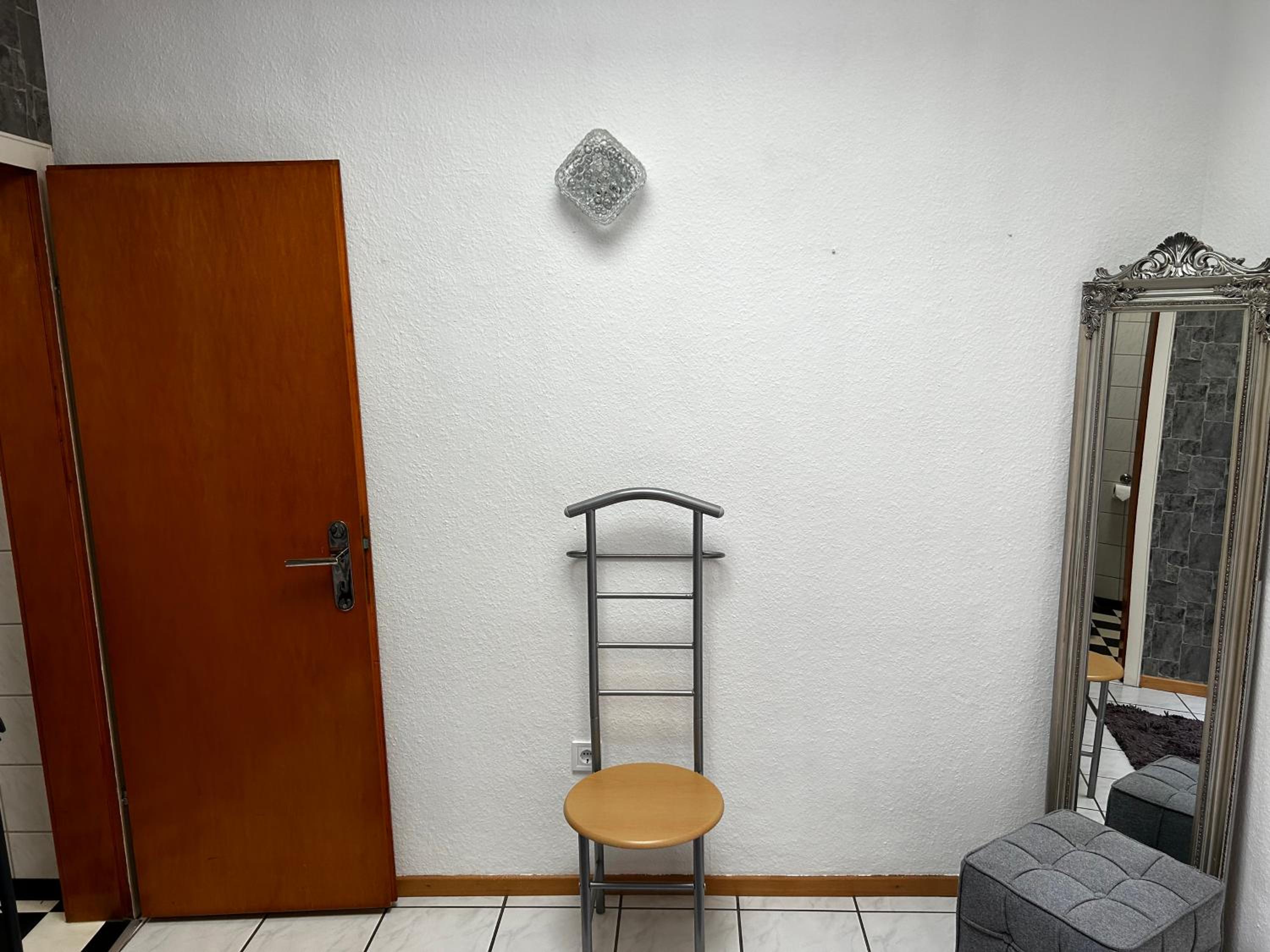 Studio Apartment photo 2