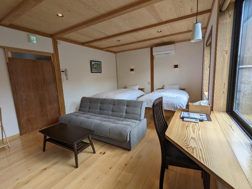 Superior Triple Room photo 2