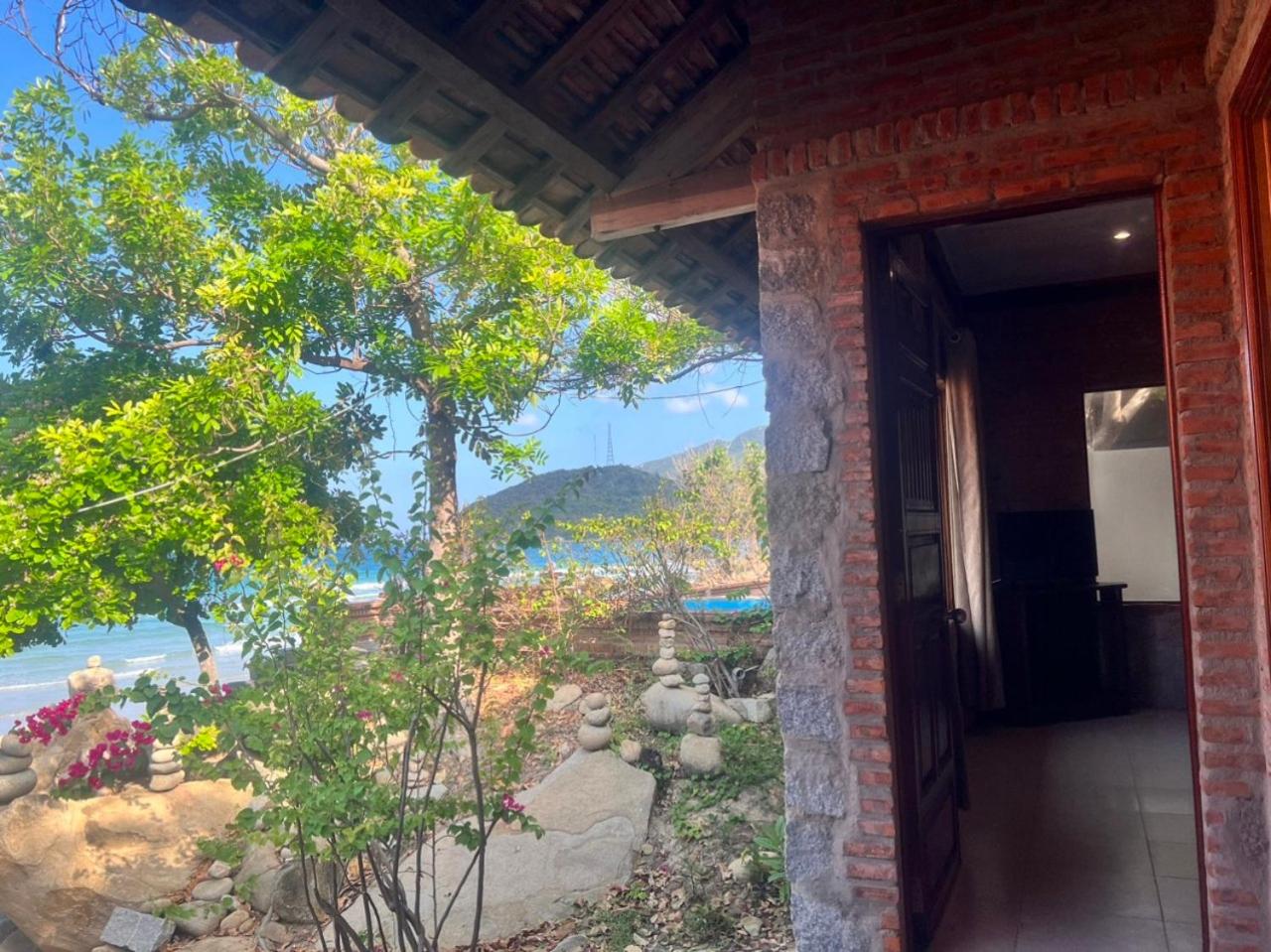 Deluxe Double or Twin Room with Sea View photo 2
