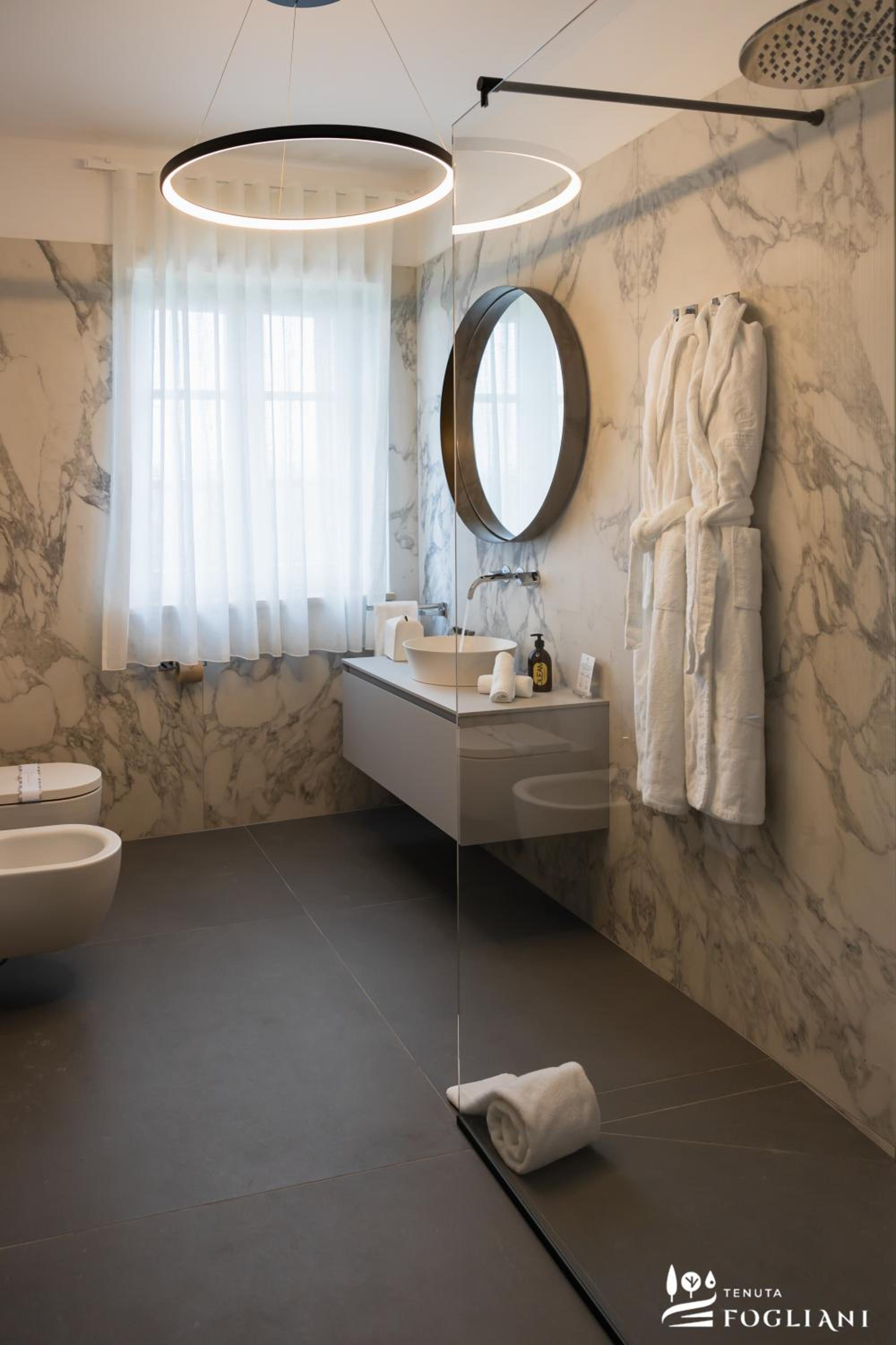 Executive Suite photo 2