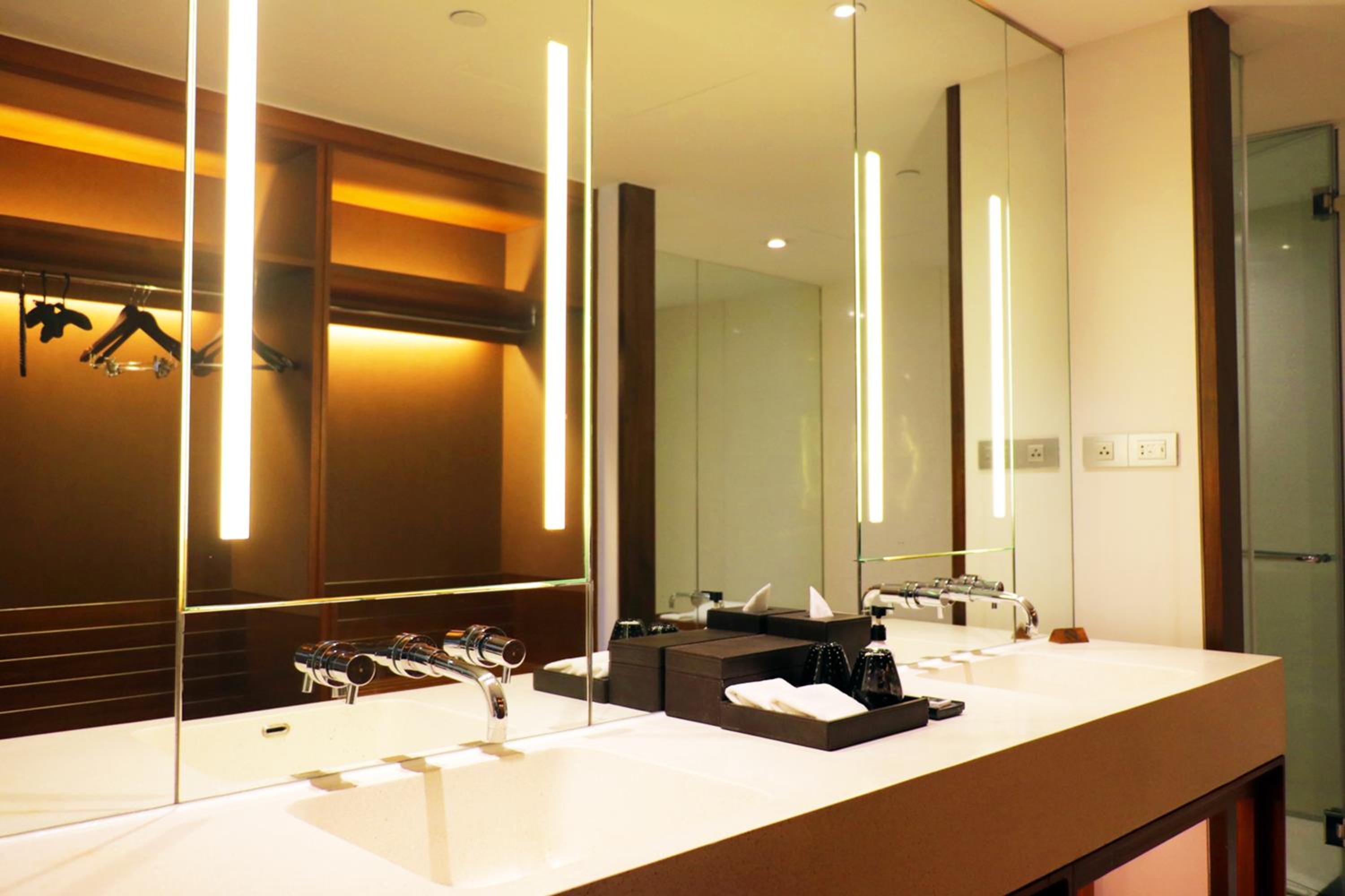Luxury Suite photo 3