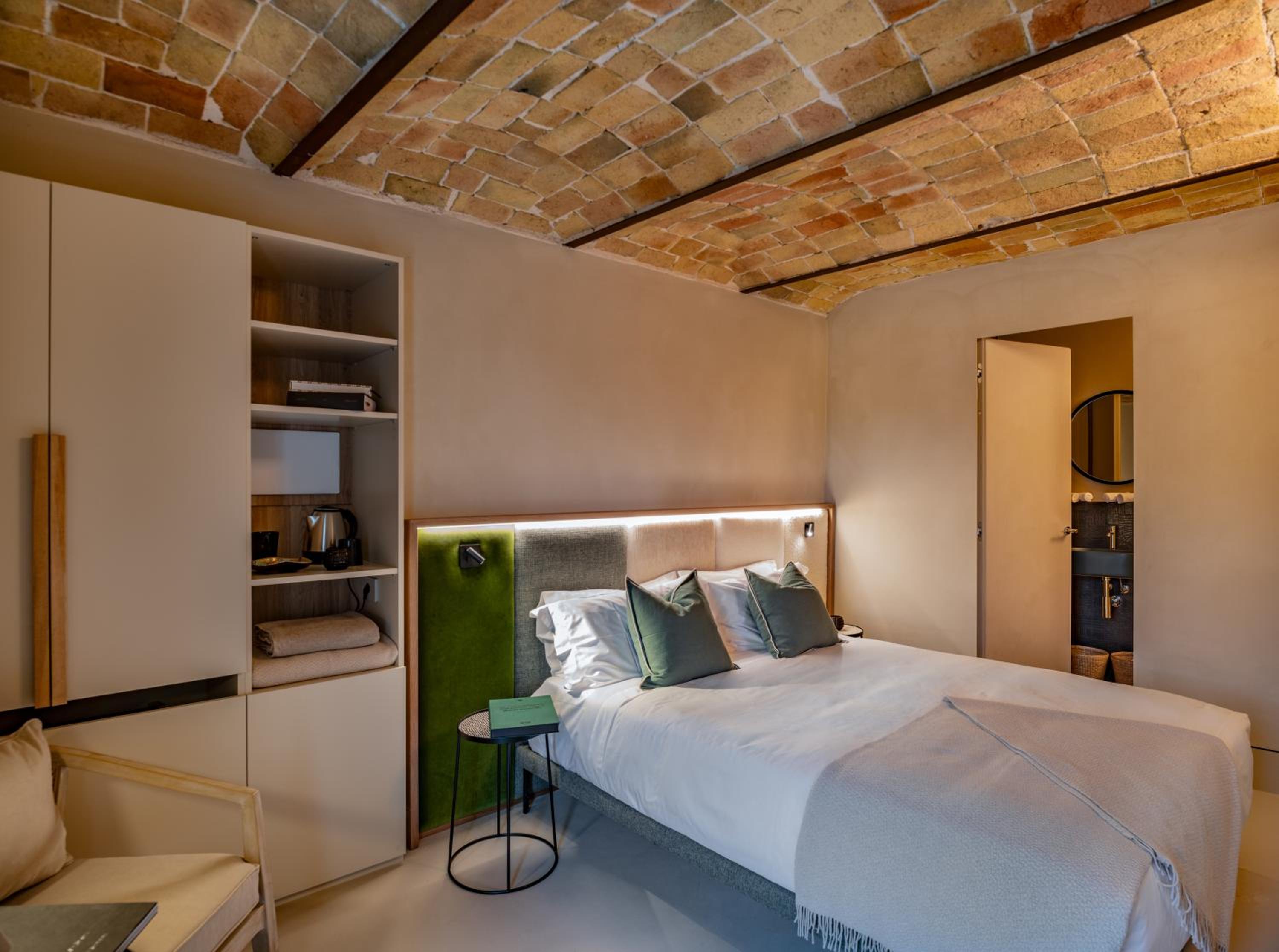 Superior Room with Balcony photo 1