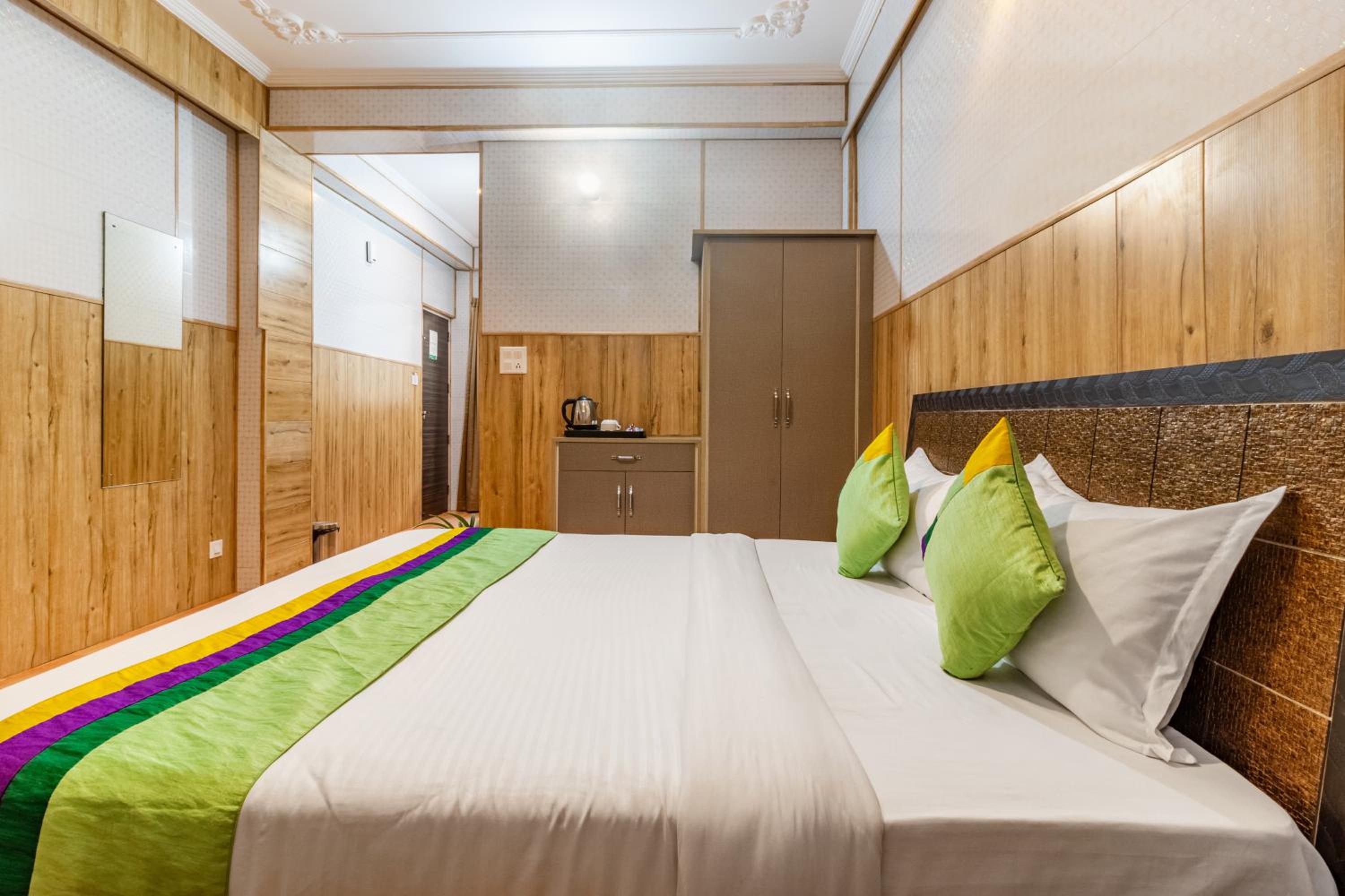 Standard Room photo 3