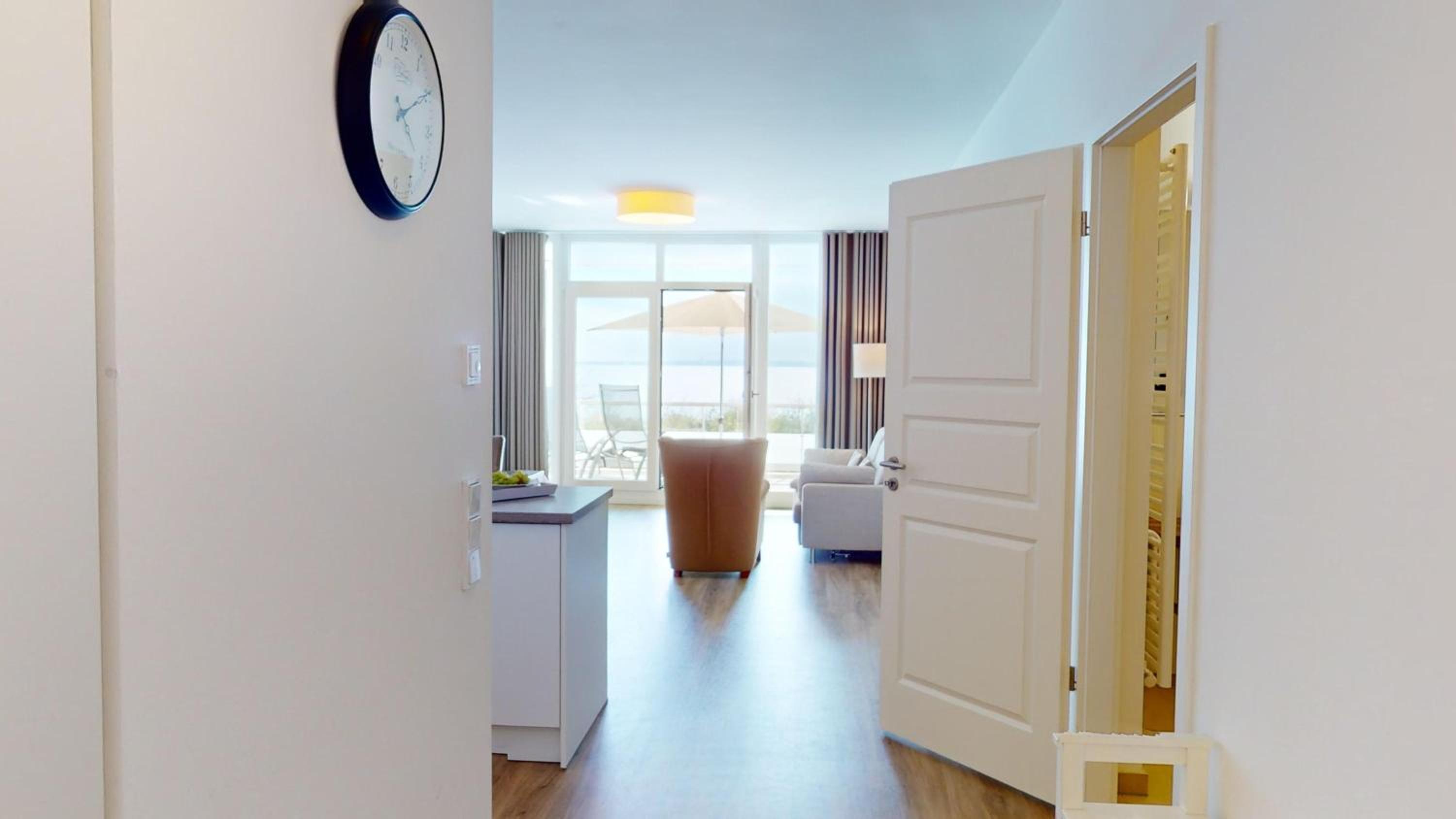 Apartment with Sea View photo 2