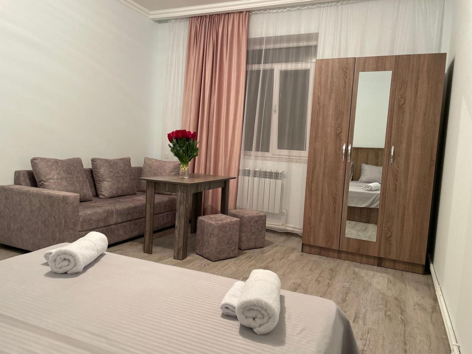 Double Room with Shared Bathroom photo 1
