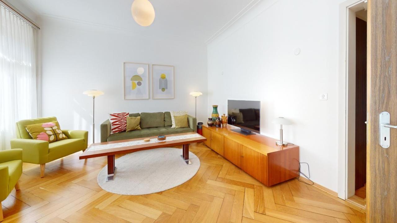 Two-Bedroom Apartment photo 3