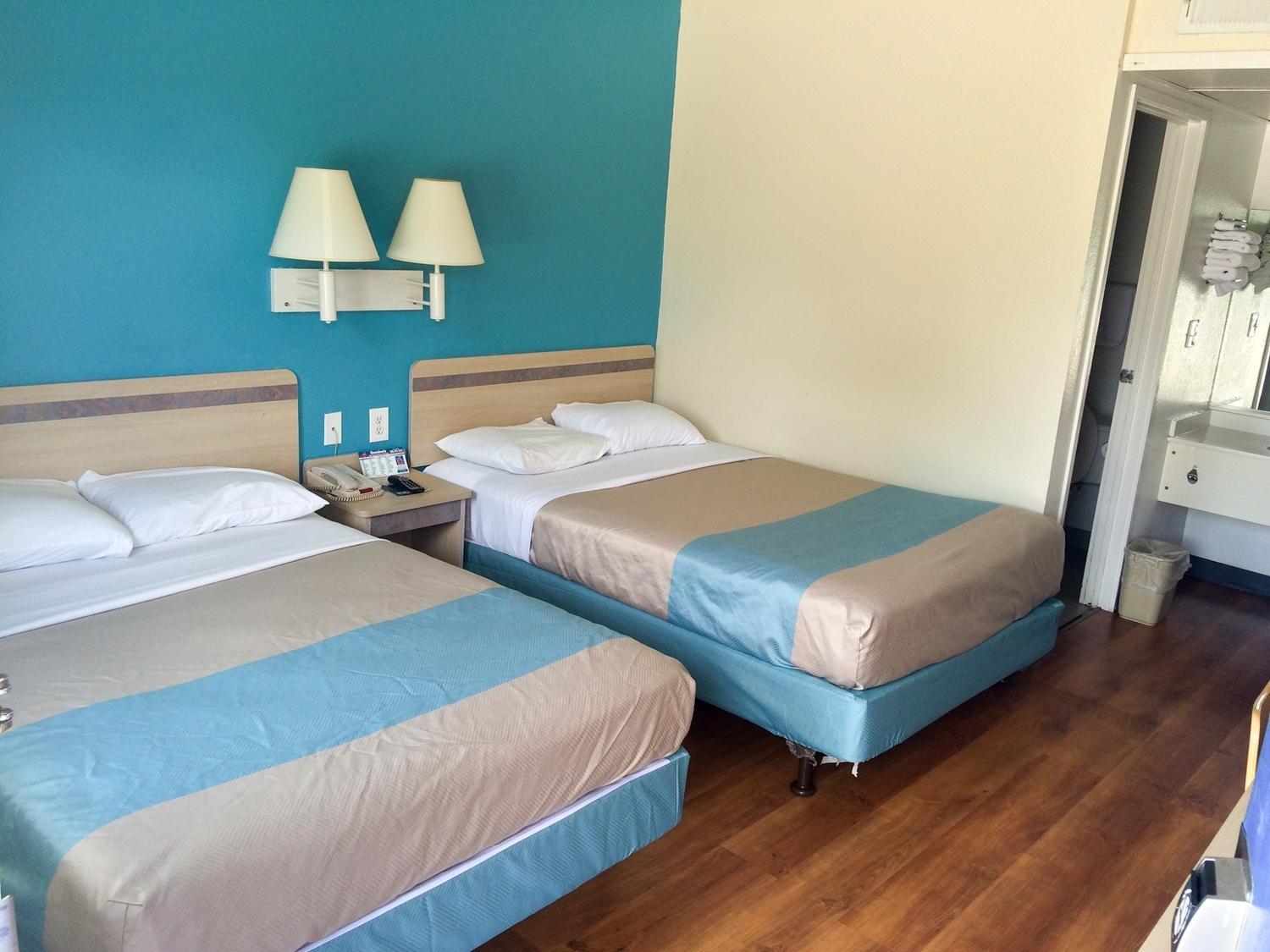 Quadruple Room - Non-Smoking