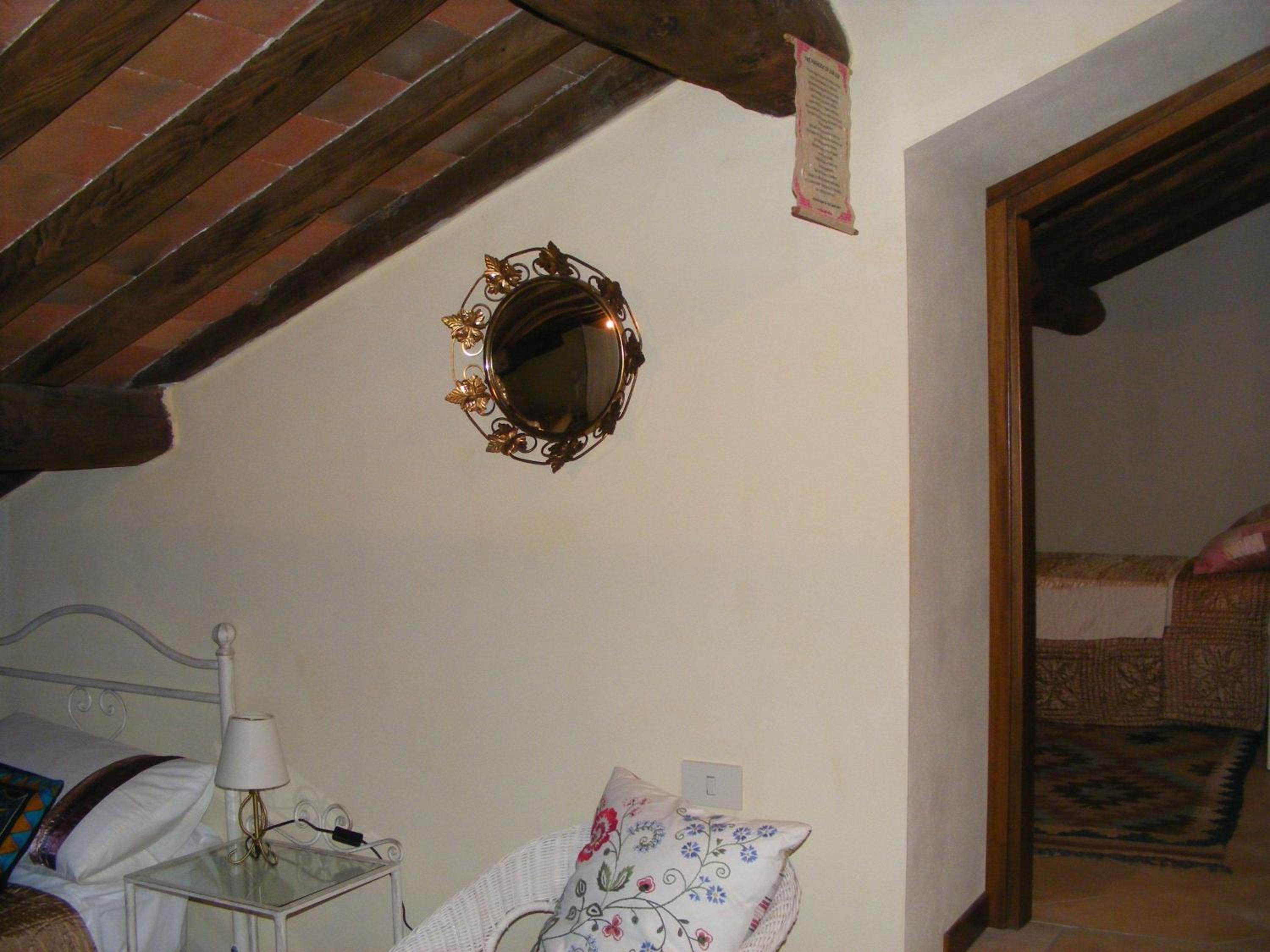Twin Room with Private Bathroom photo 1