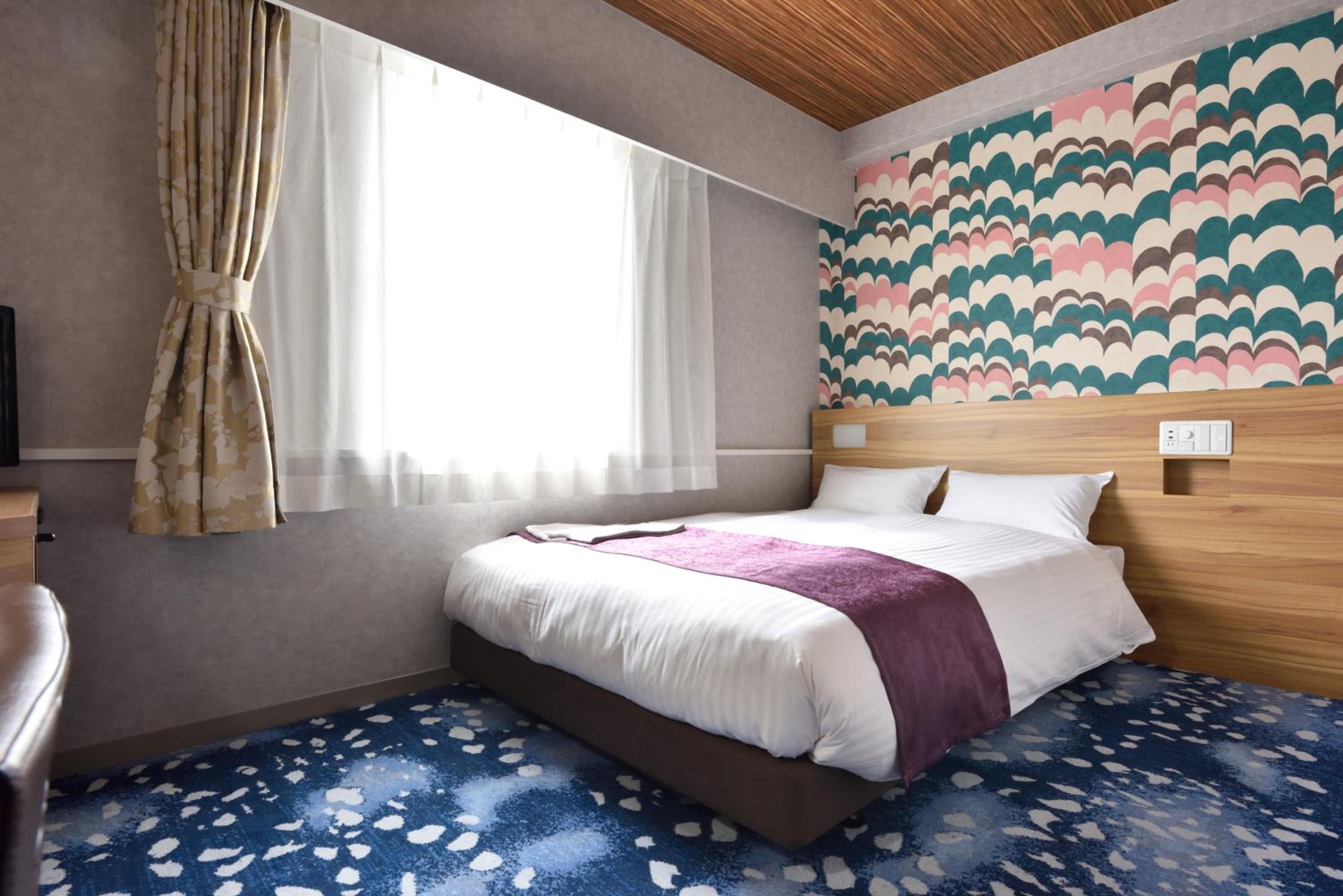 Double Room - Non-Smoking  - Photo 1
