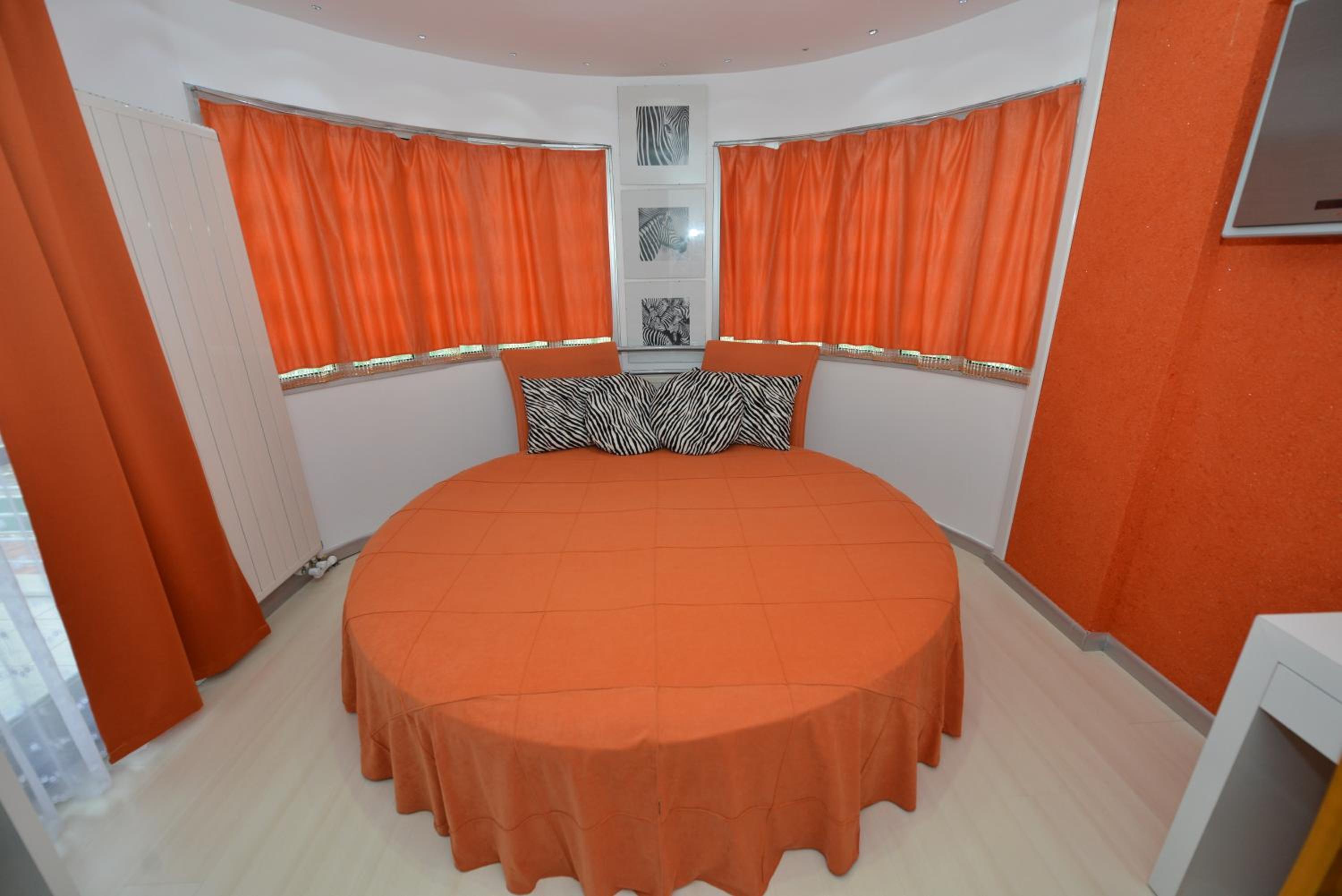 Deluxe Double Room with Shower photo 1