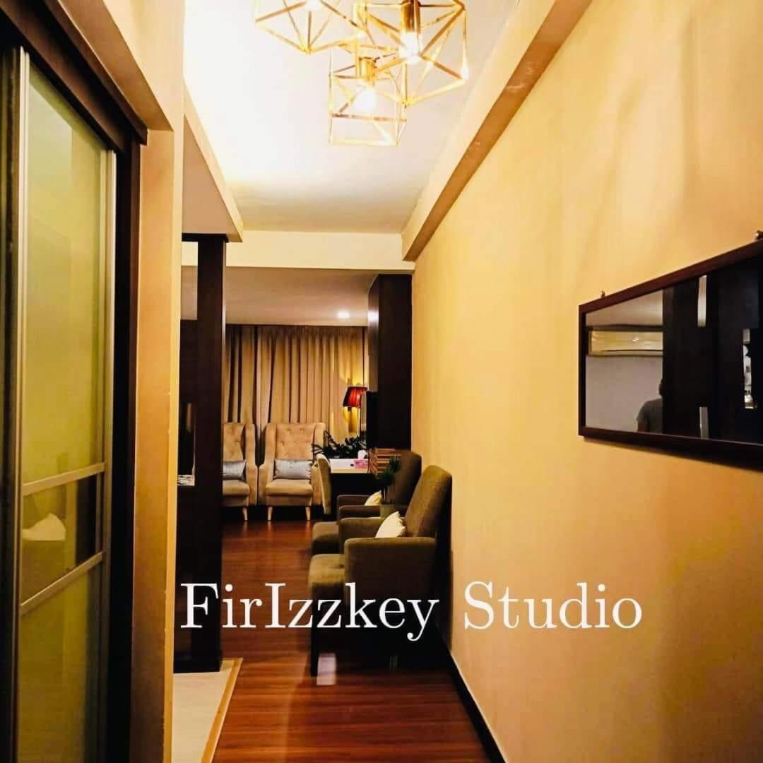 Family Studio photo 2