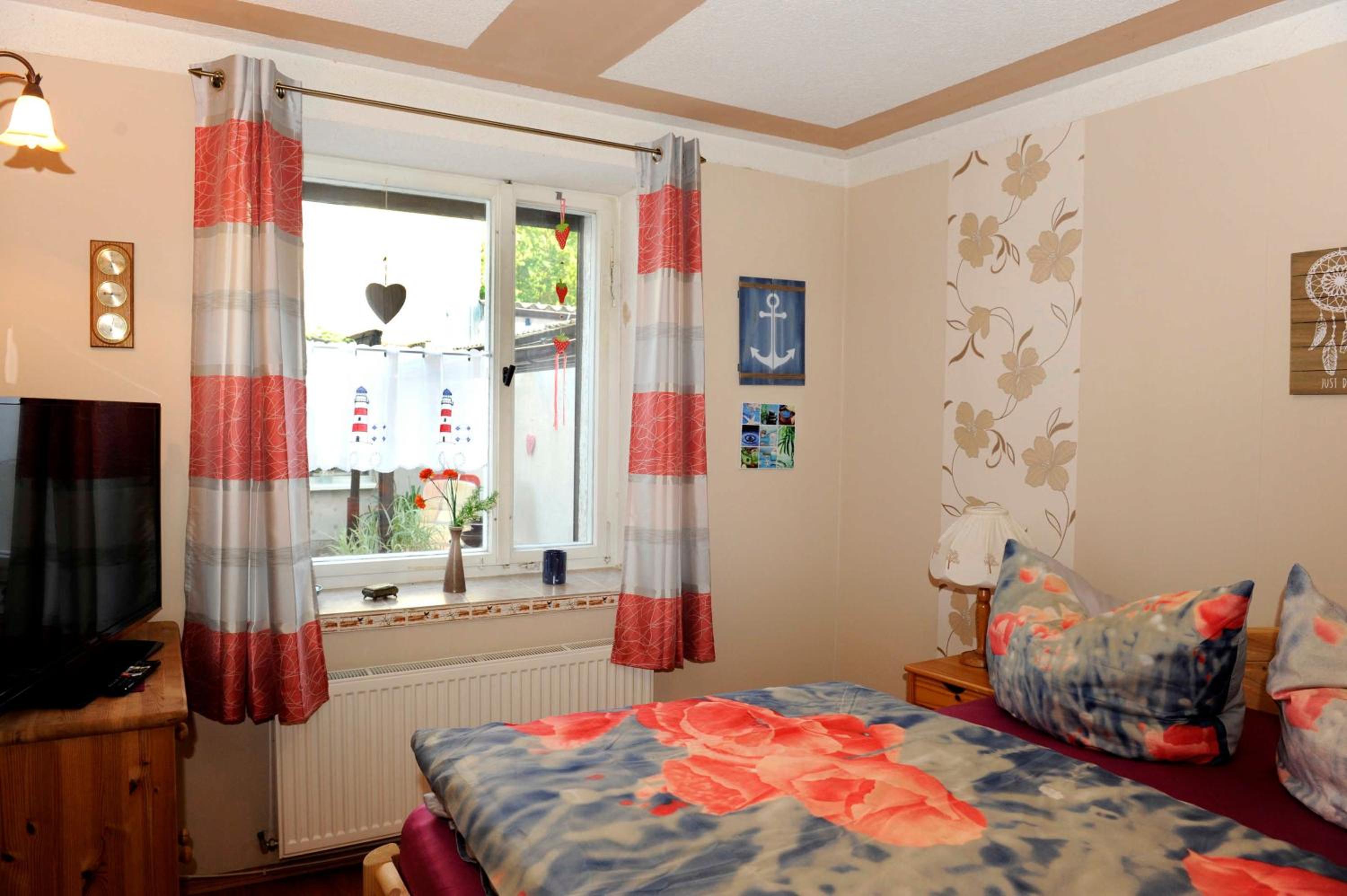 Four-Bedroom House photo 1