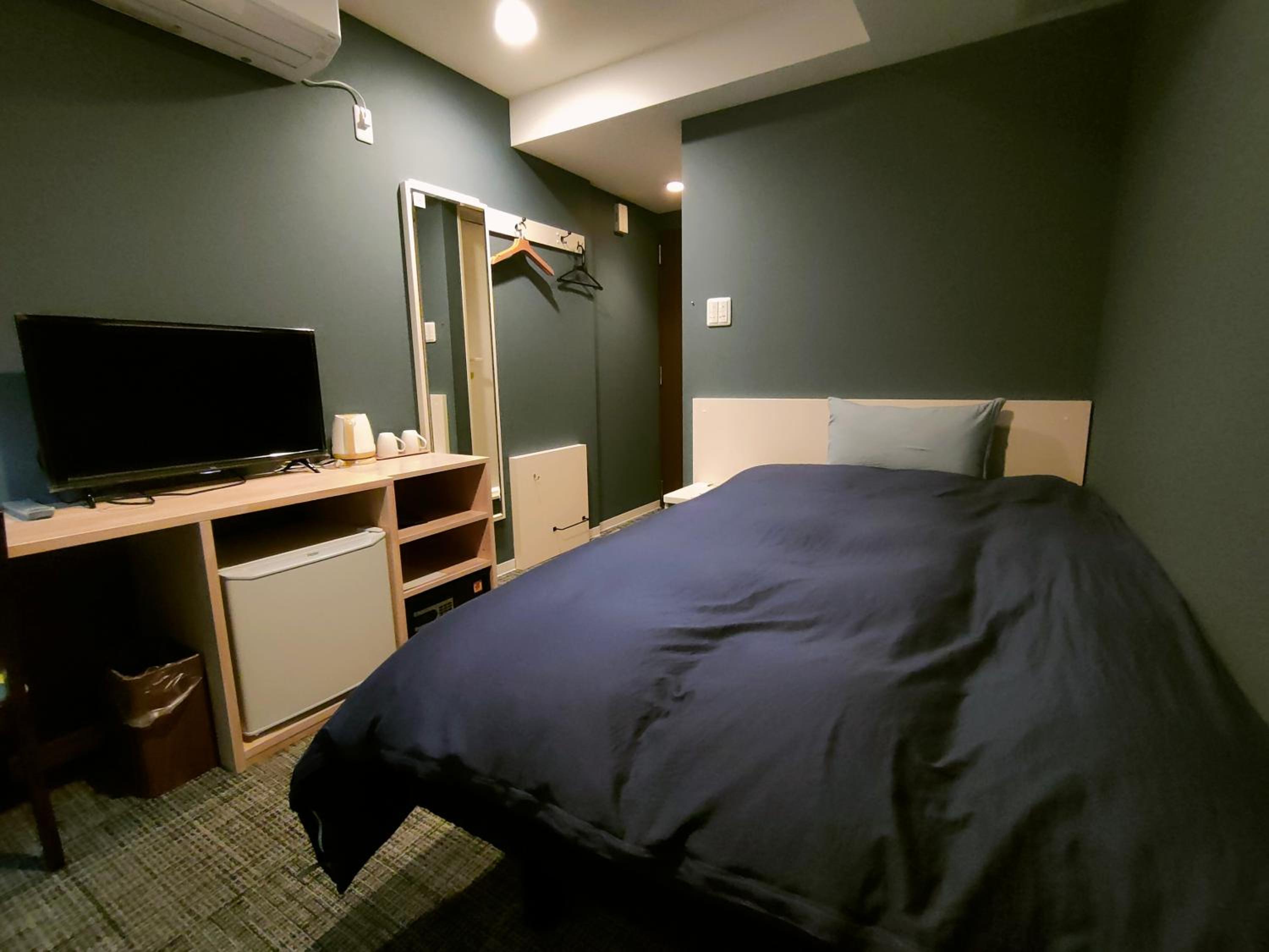 Standard Single Room with Shower photo 1