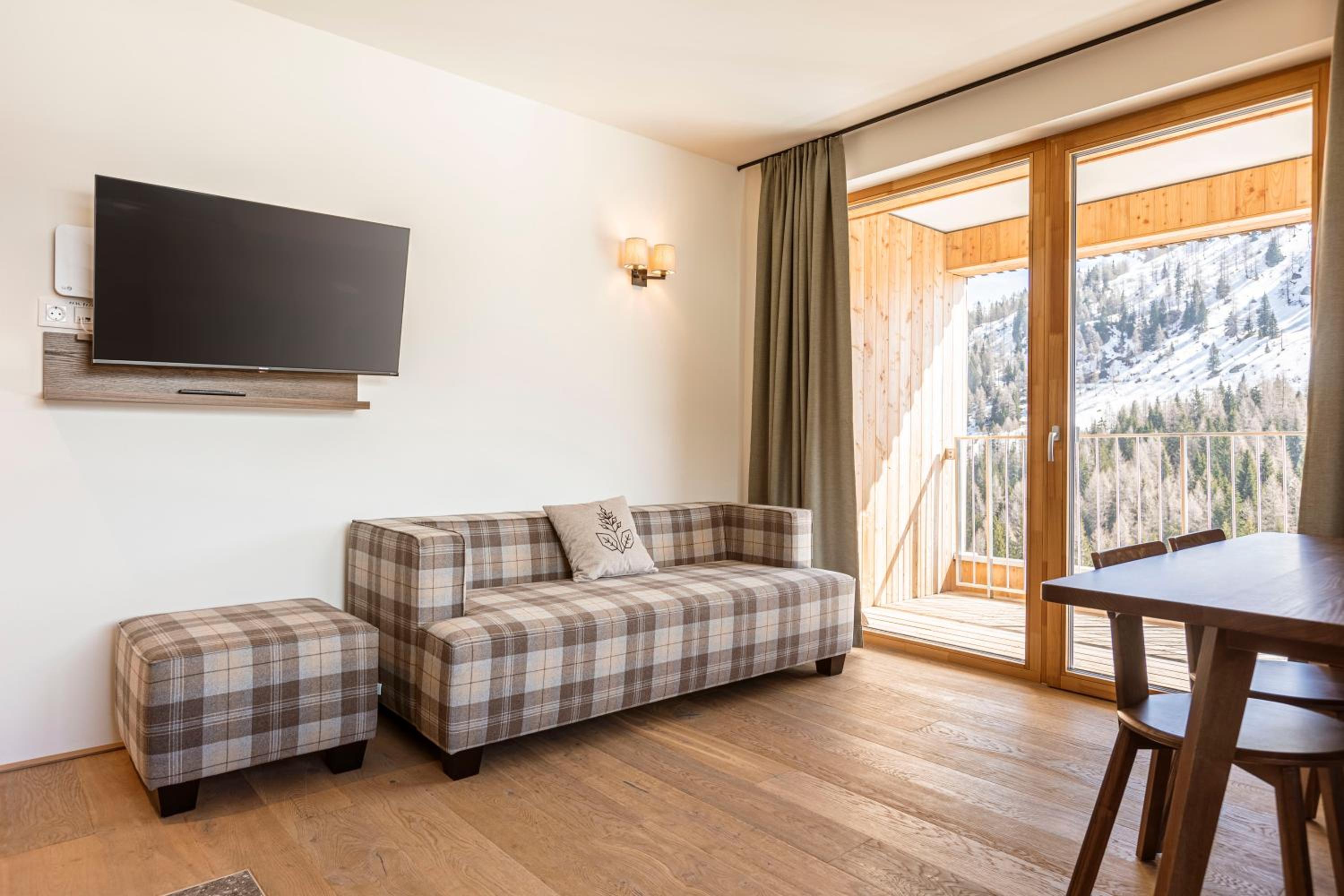 Superior Lodge with 2 bedrooms and sauna photo 1