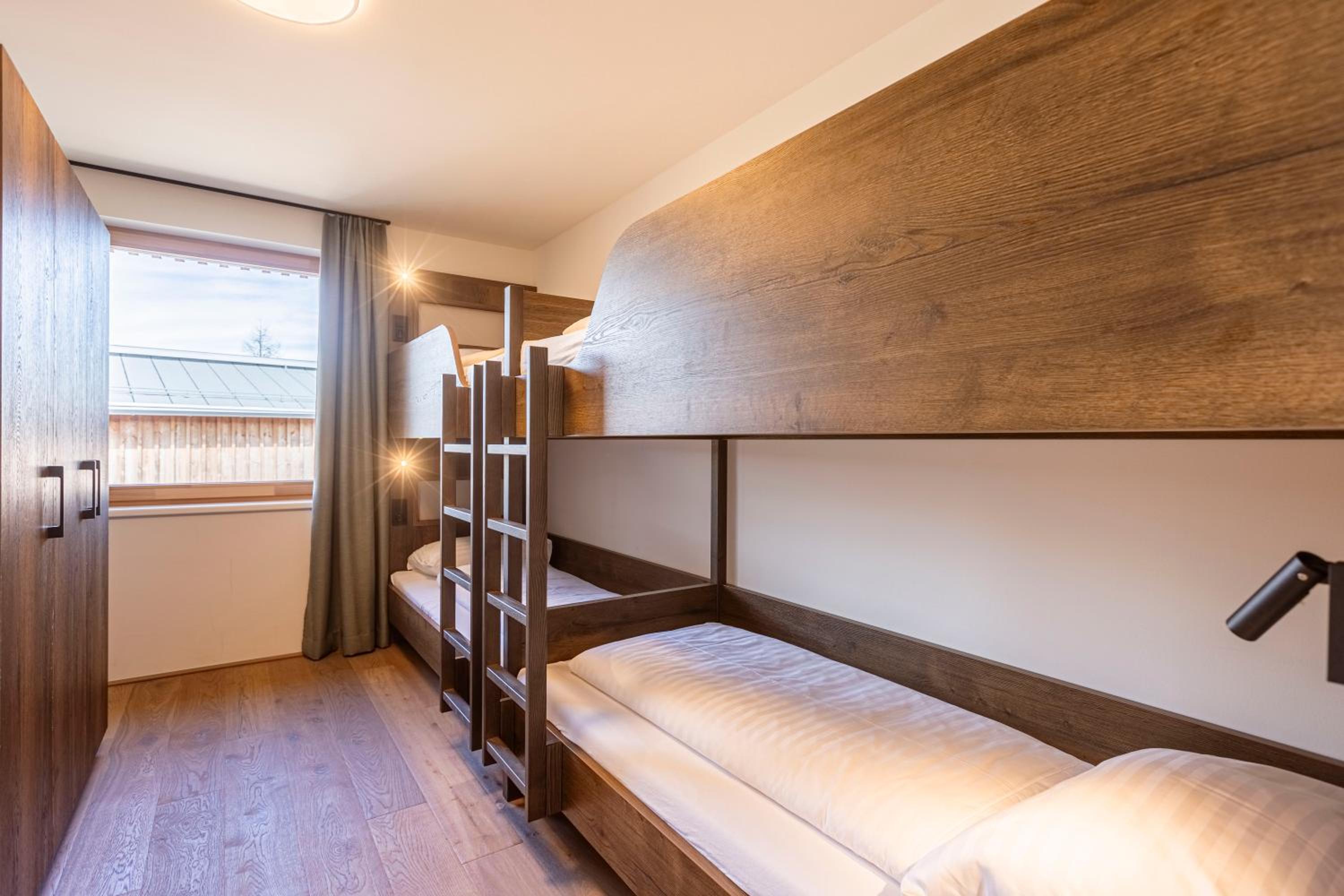 Superior Lodge with 4 bedrooms and sauna photo 2