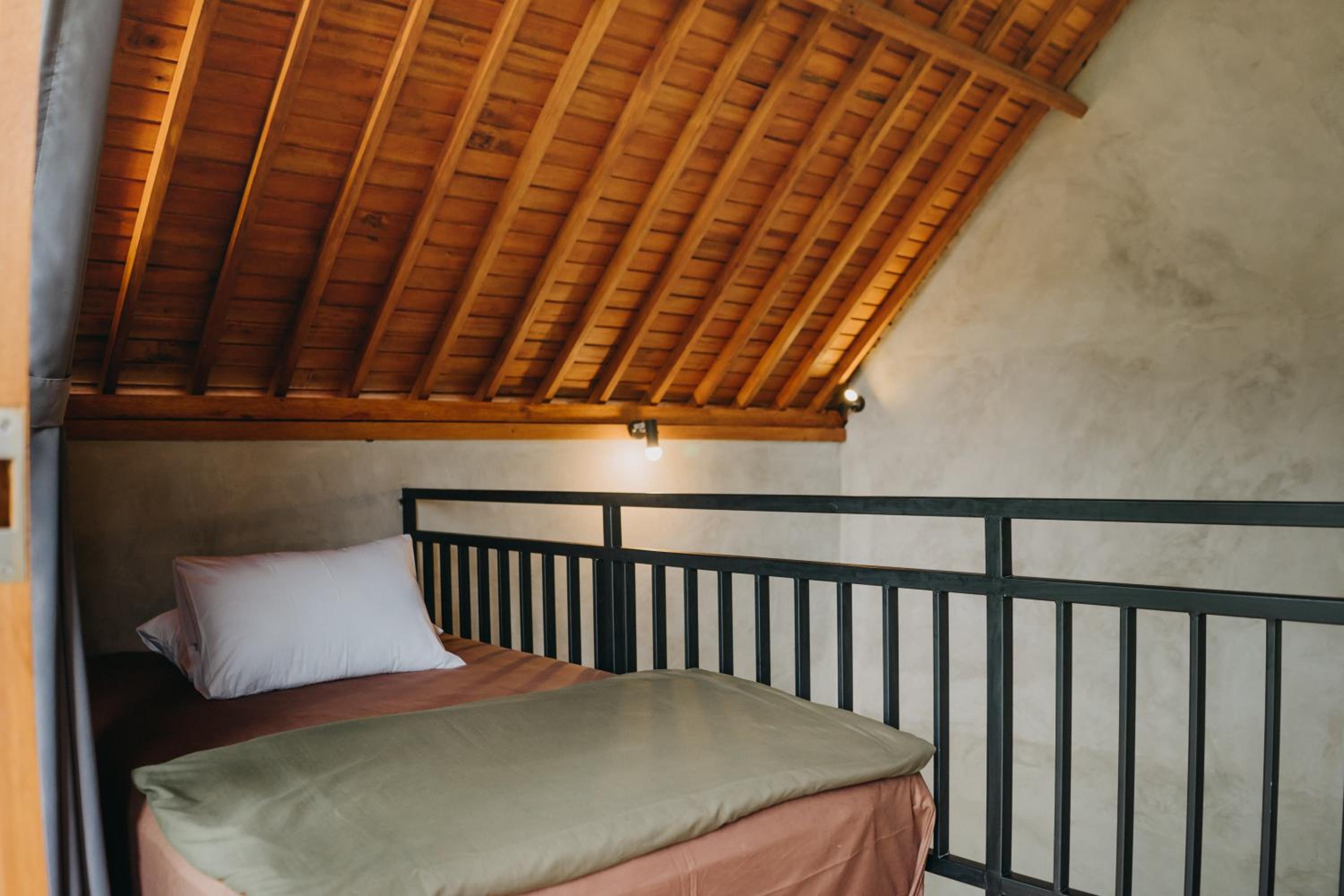 Double or Twin Room with Garden View photo 3