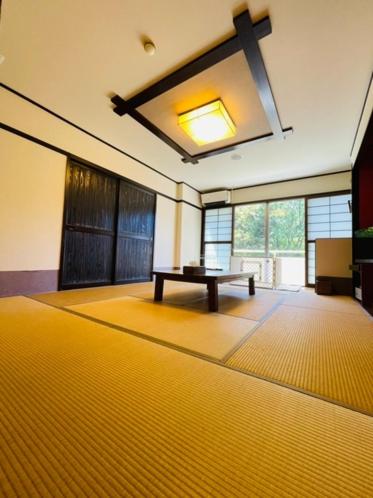 Japanese-Style Quadruple Room- Pet Friendly