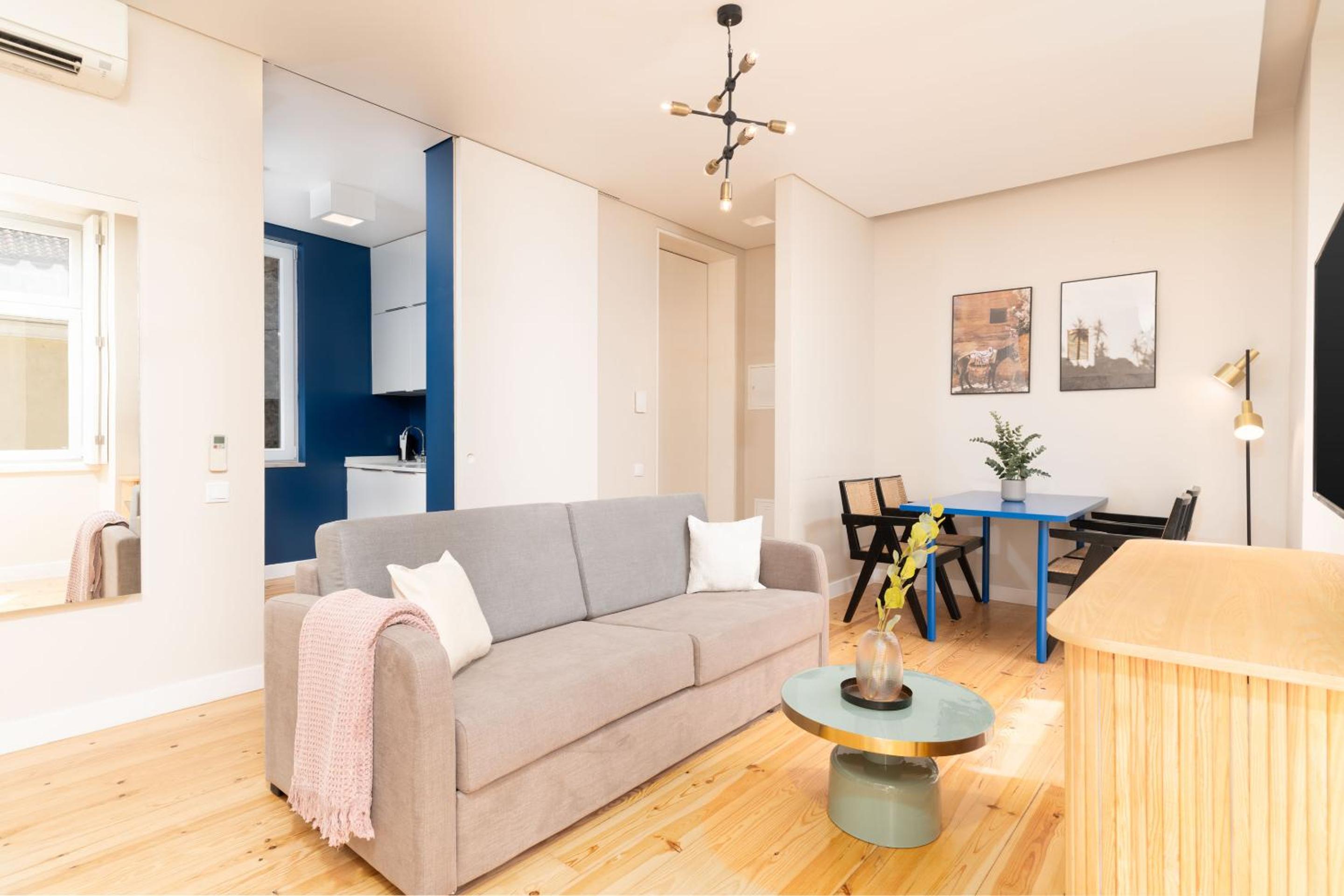 One-Bedroom Apartment photo 3