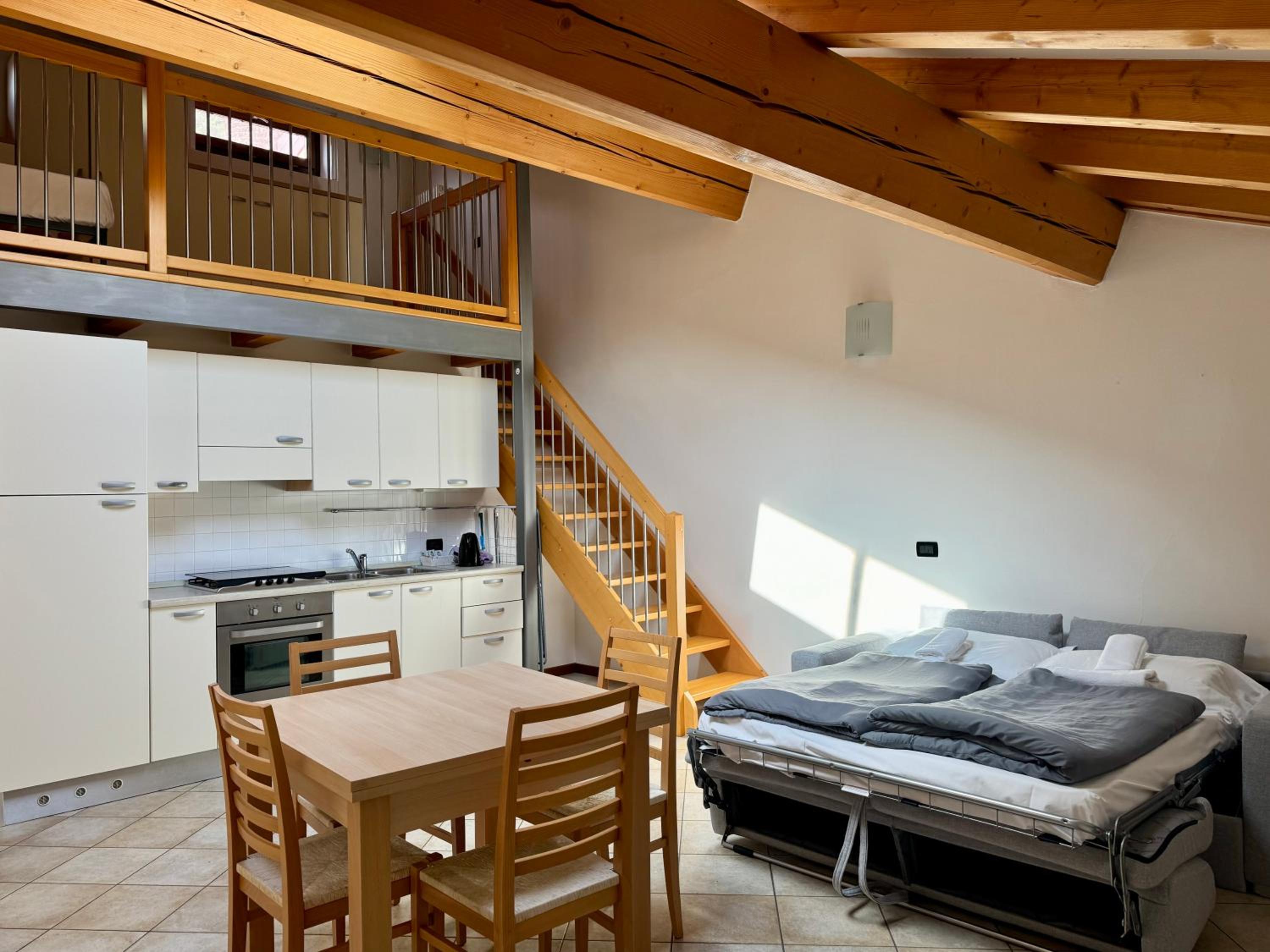 Studio Apartment photo 1