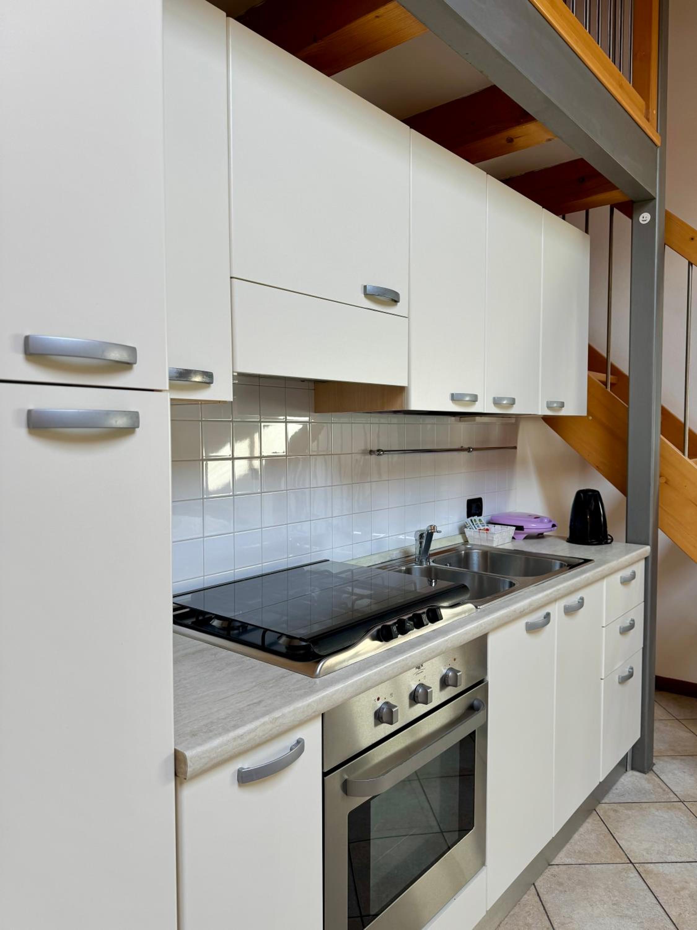 Studio Apartment photo 2