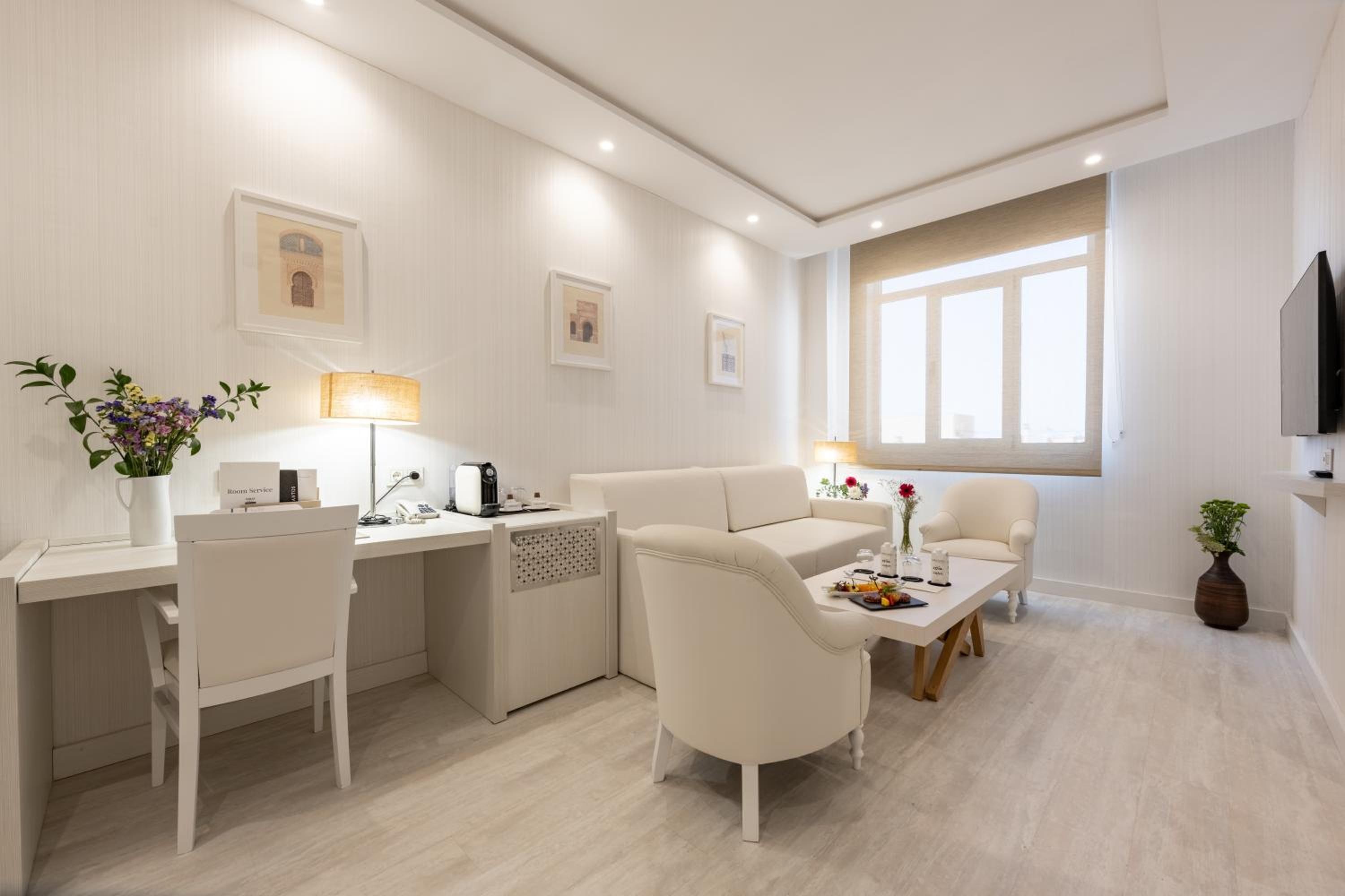 Junior Suite - Photo 17