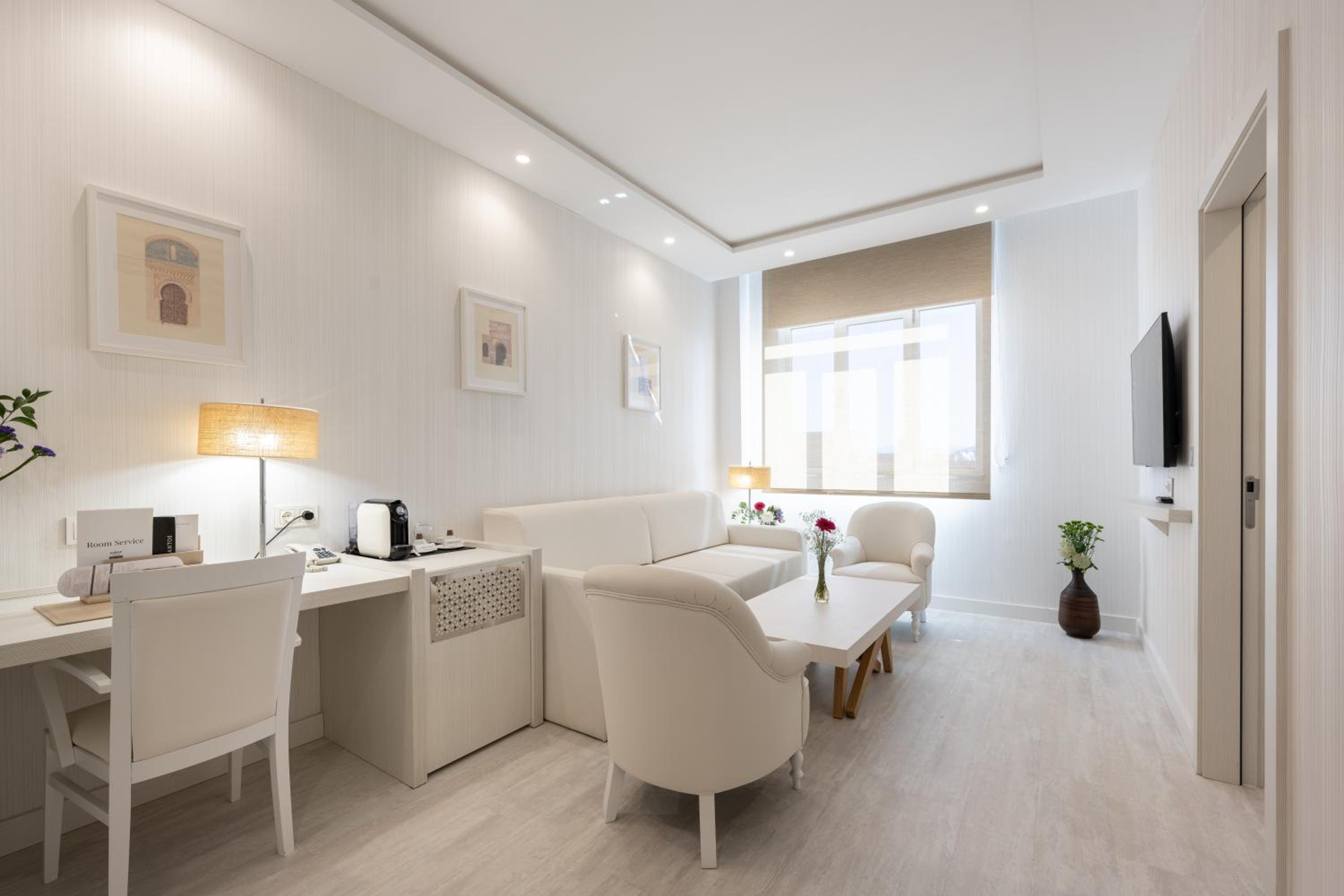 Junior Suite - Photo 30