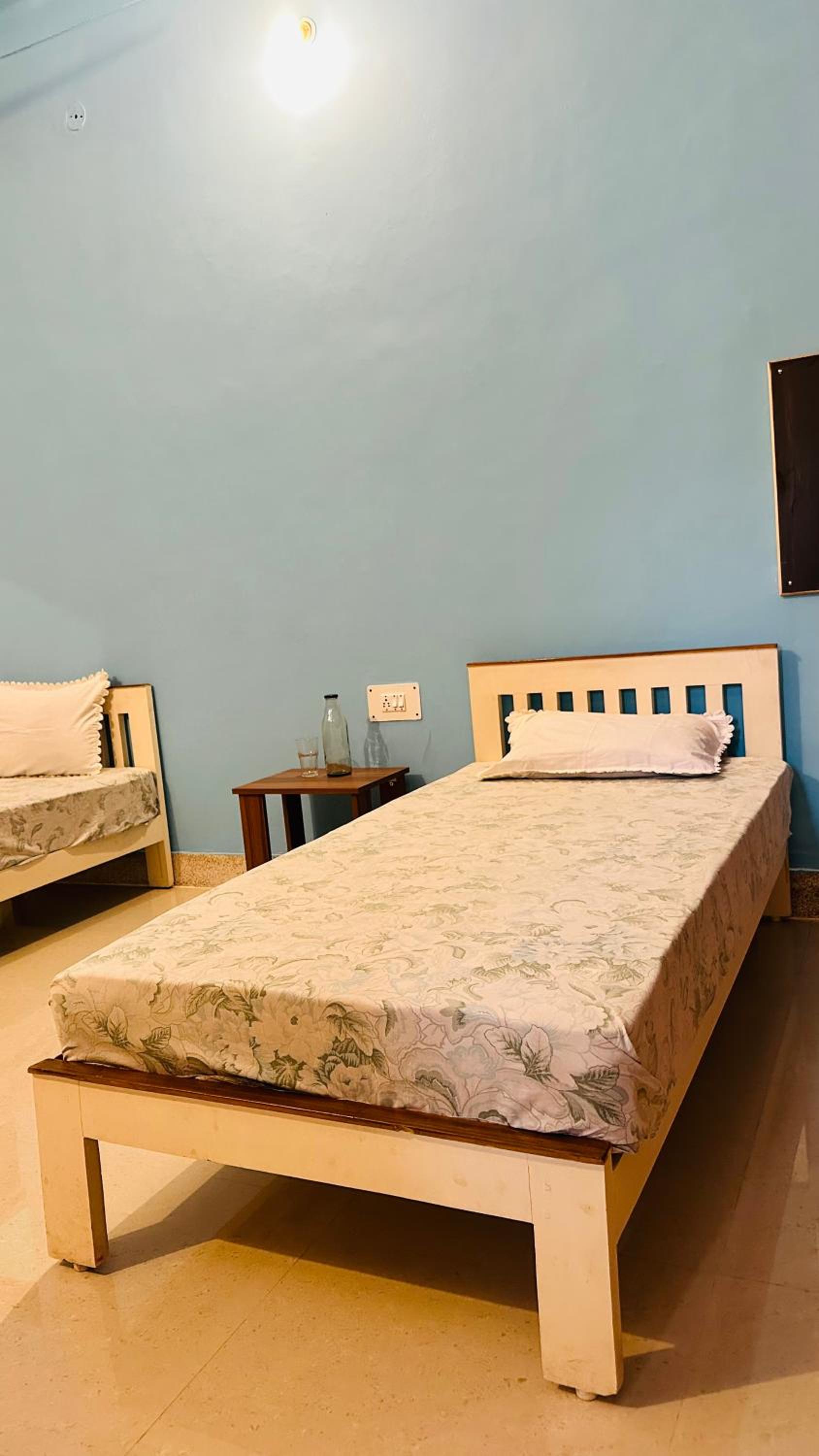 Single Bed In Dormitory Room photo 1