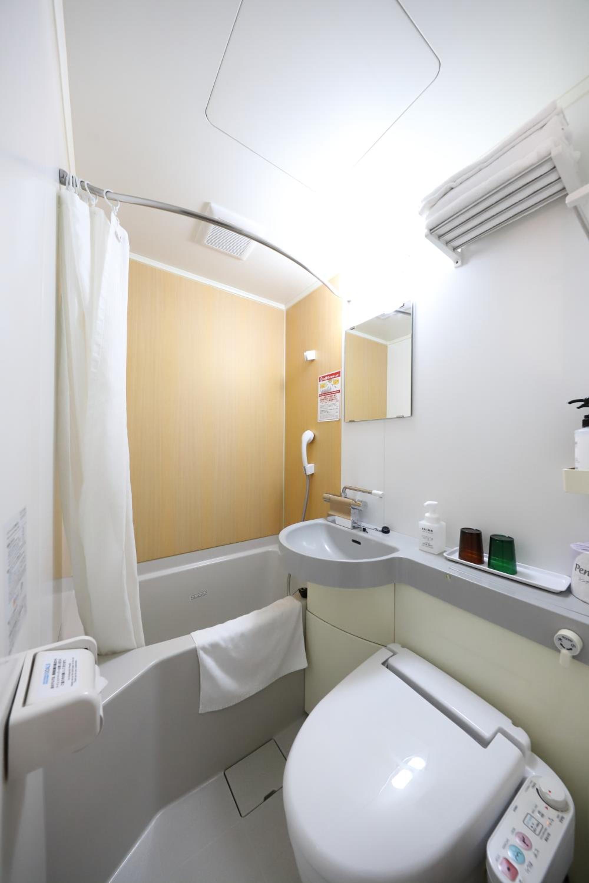 Double Room - Non-Smoking  - Photo 2