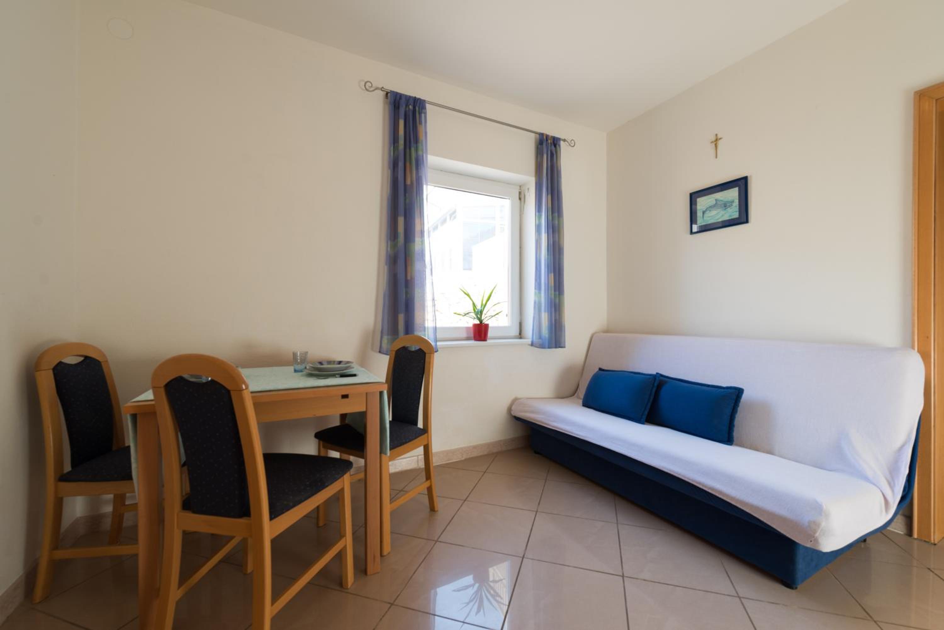 One-Bedroom Standard Apartment
