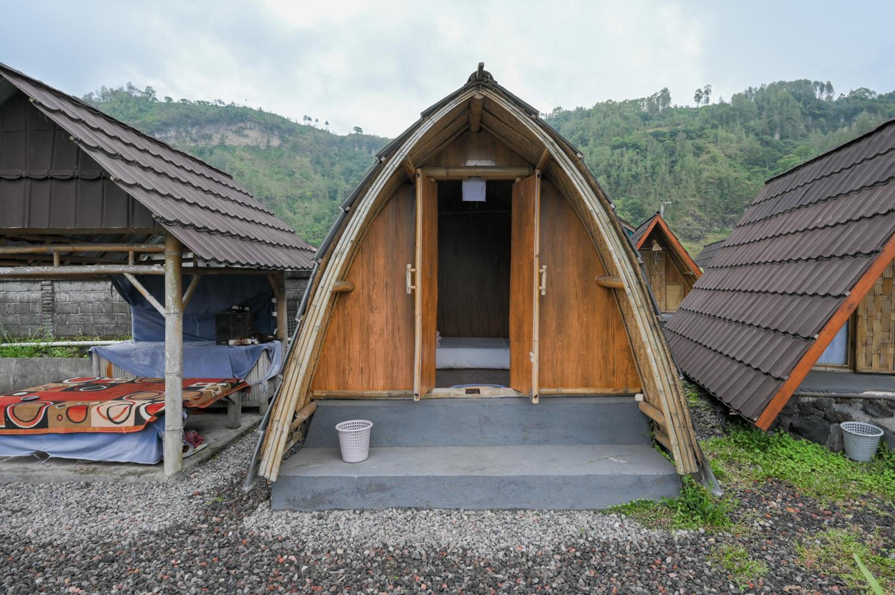 Standard Double Room with Shared Bathroom photo 3