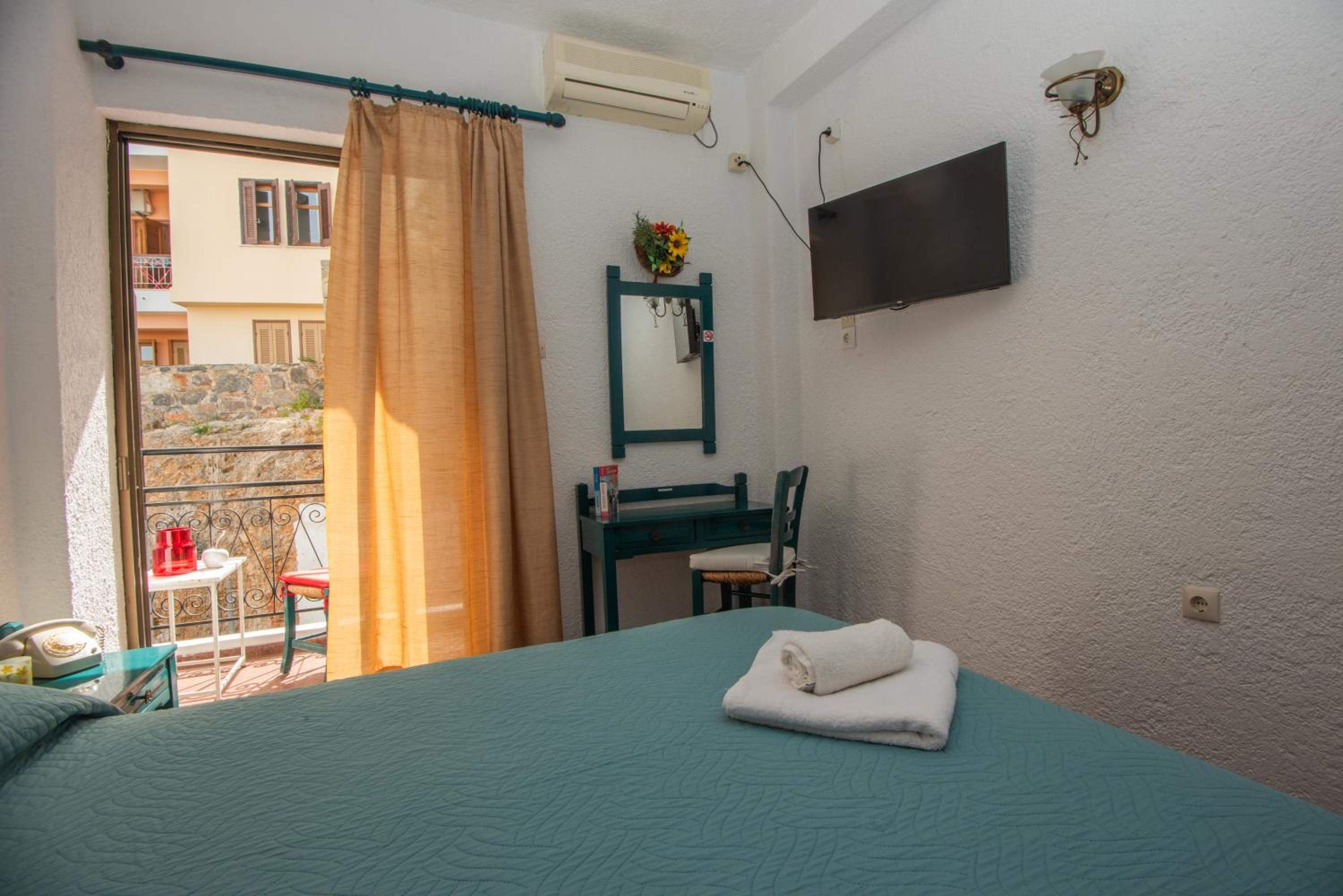 Single Room photo 3