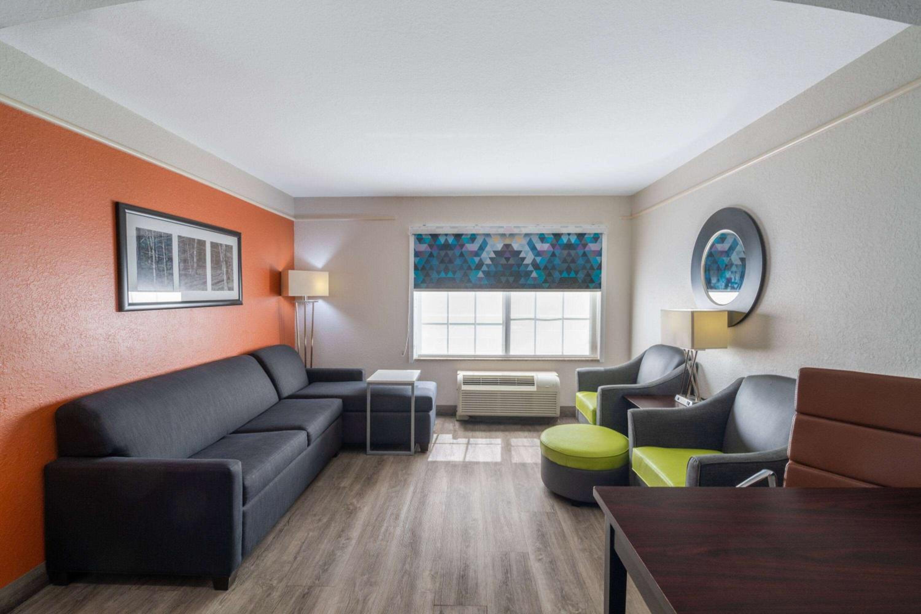 Deluxe Family Apartment - Non-Smoking - Photo 4