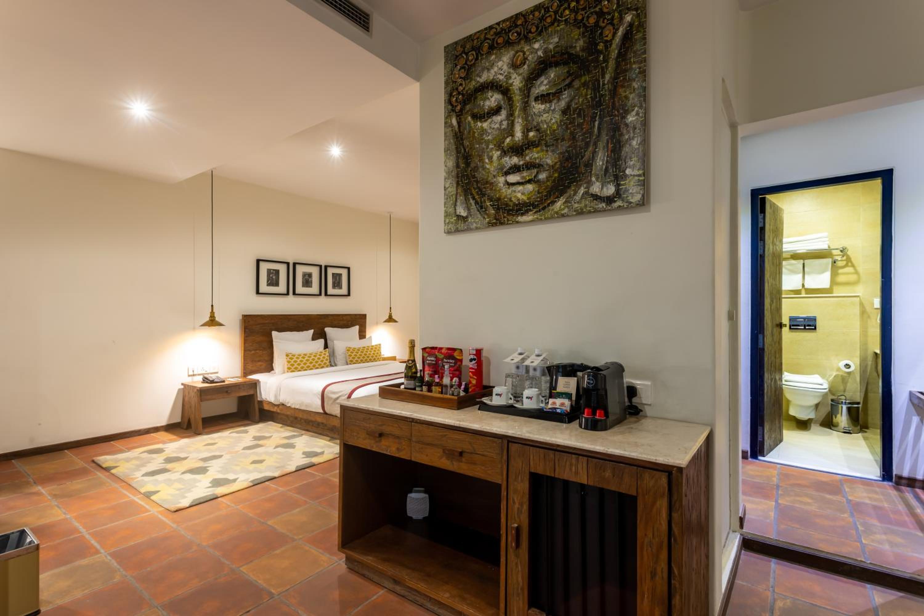 Family Suite with Terrace - Photo 3