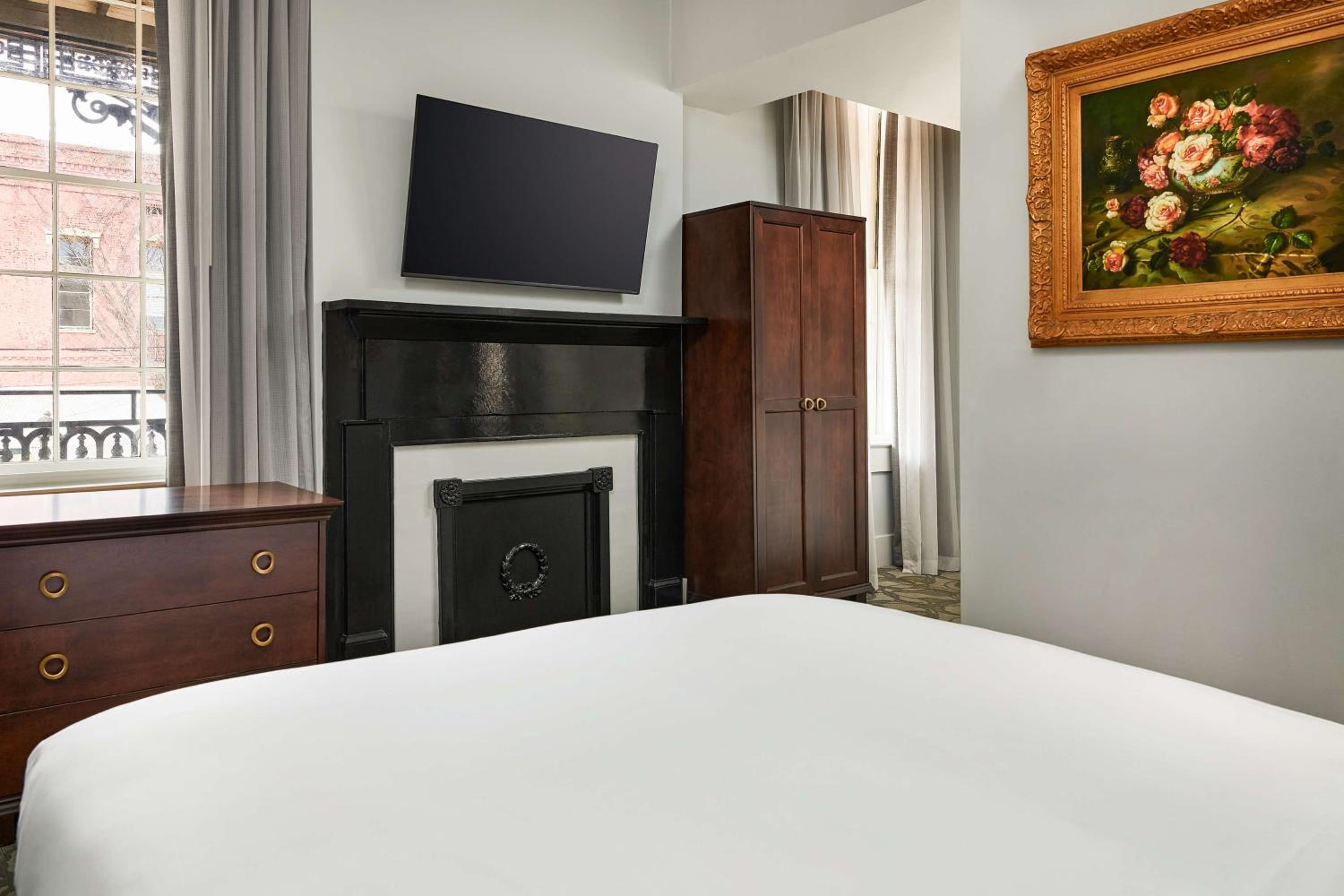 Queen Room