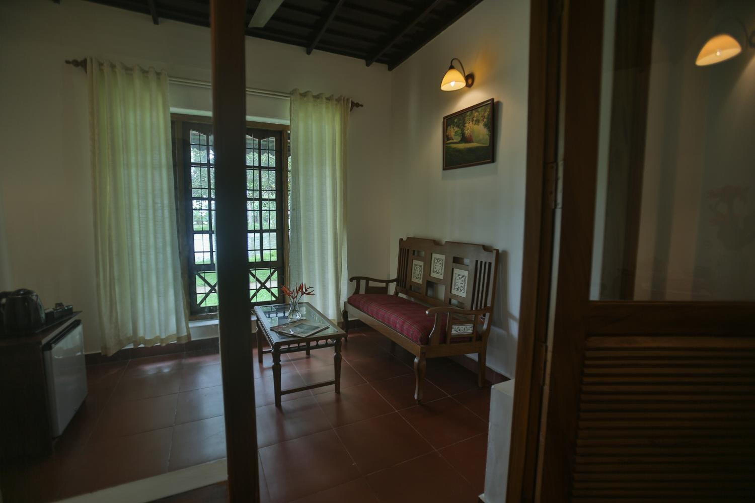 Suite - Photo 3