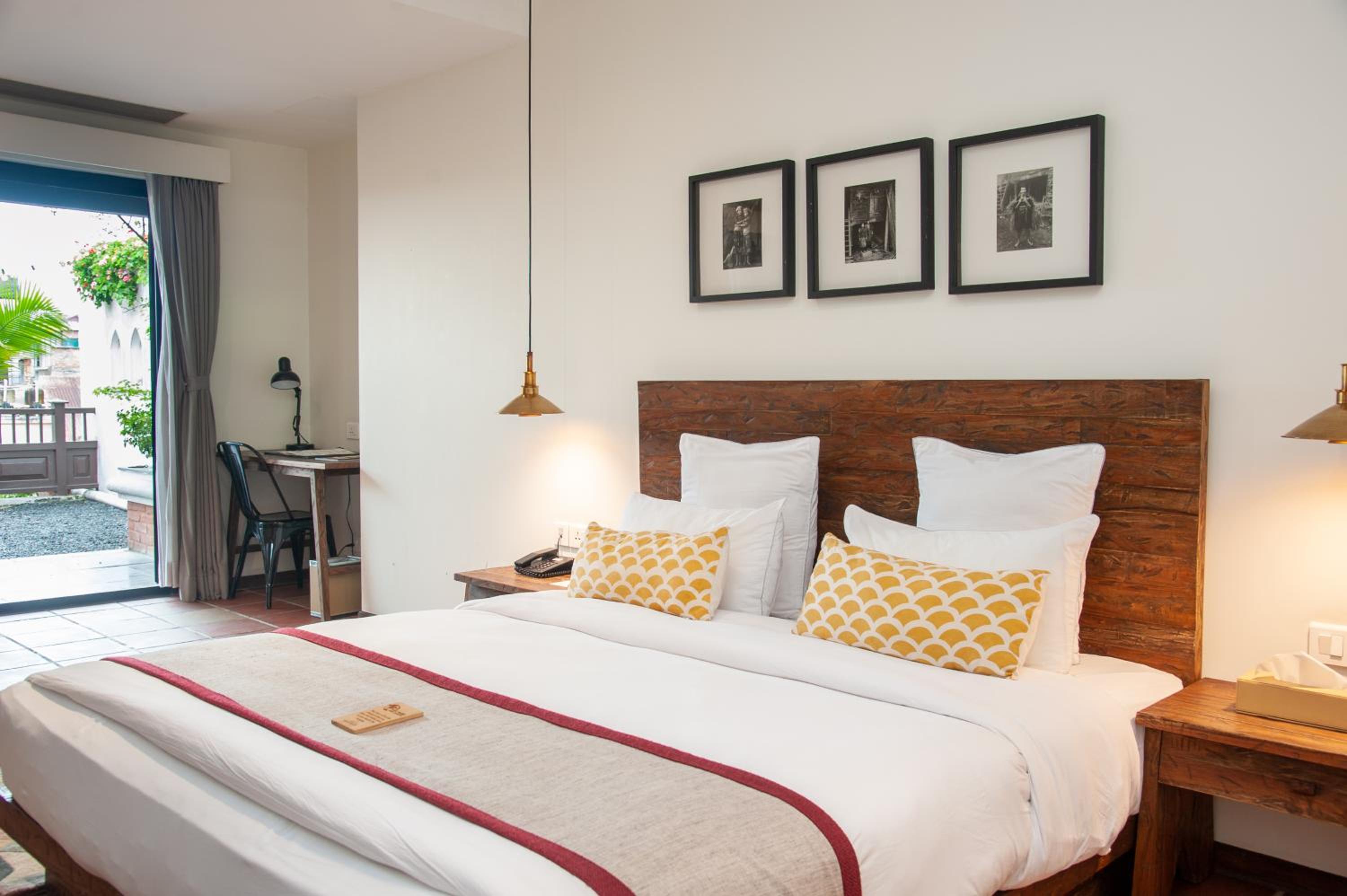 Family Suite with Terrace - Photo 11