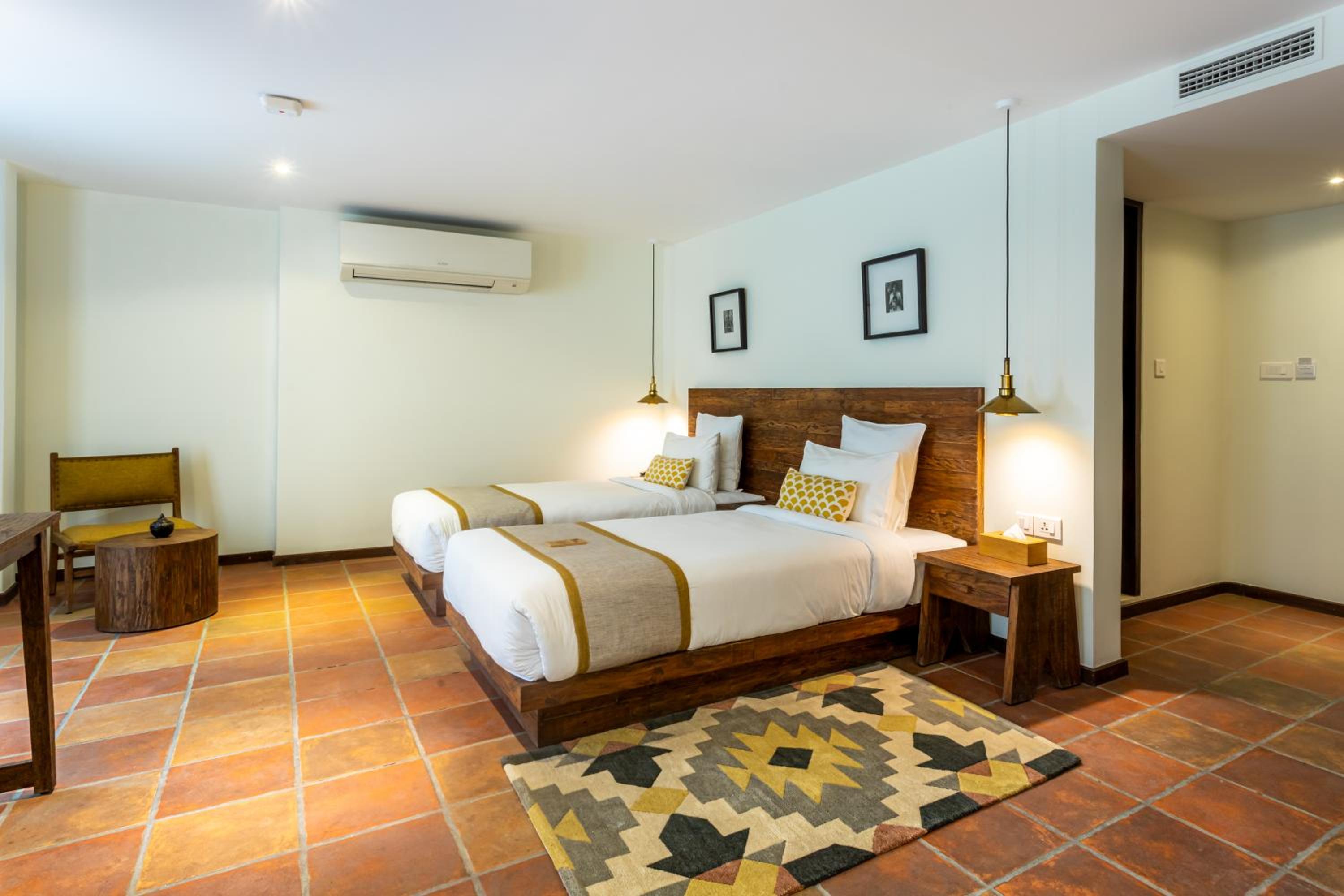 Premium Twin Room - Photo 1