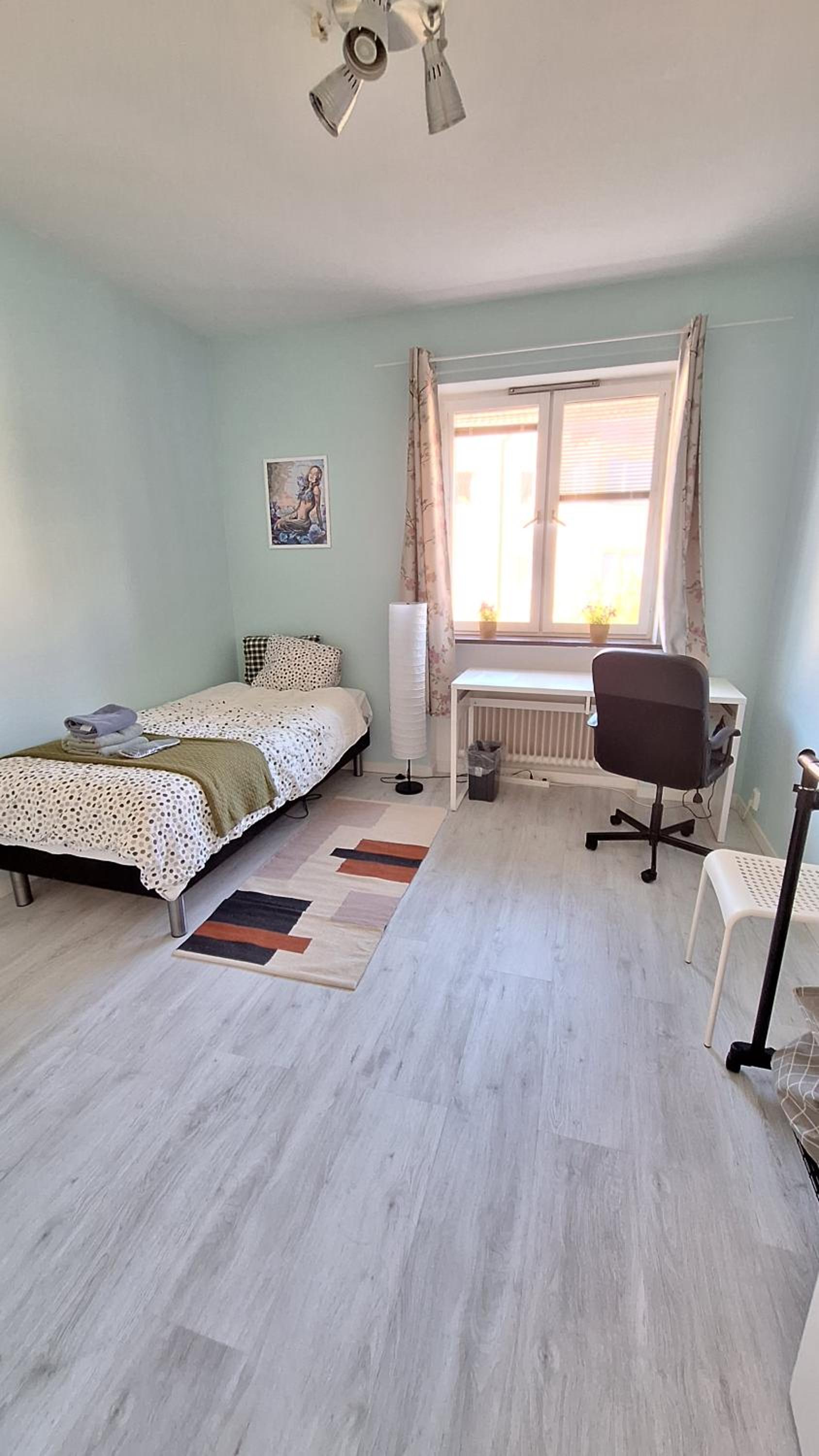 Double Room With Shared Bathroom photo 1