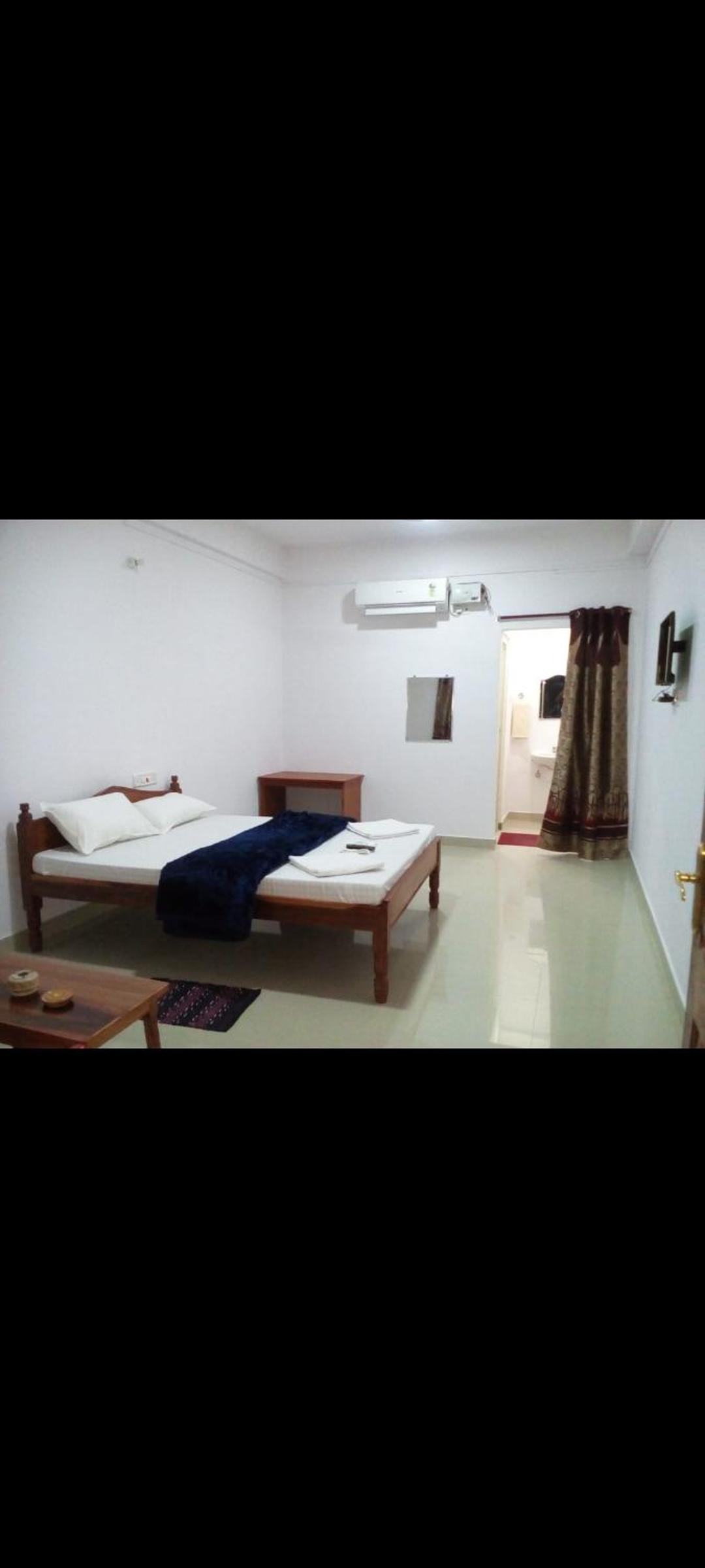 Double Room With Private Bathroom photo 1