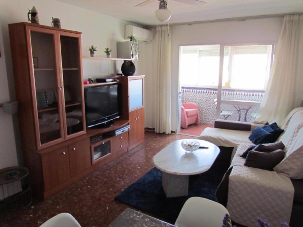 Apartamento con Balcón