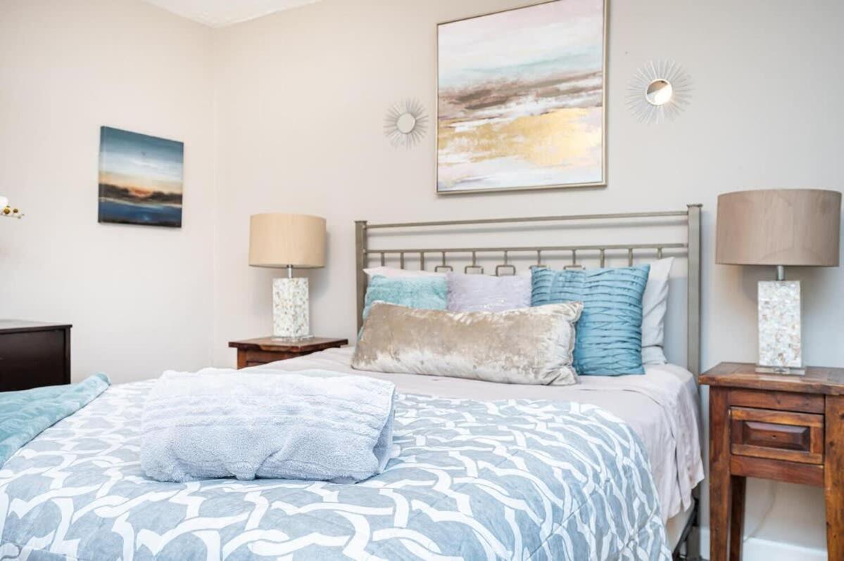 One-Bedroom Apartment - Photo 8