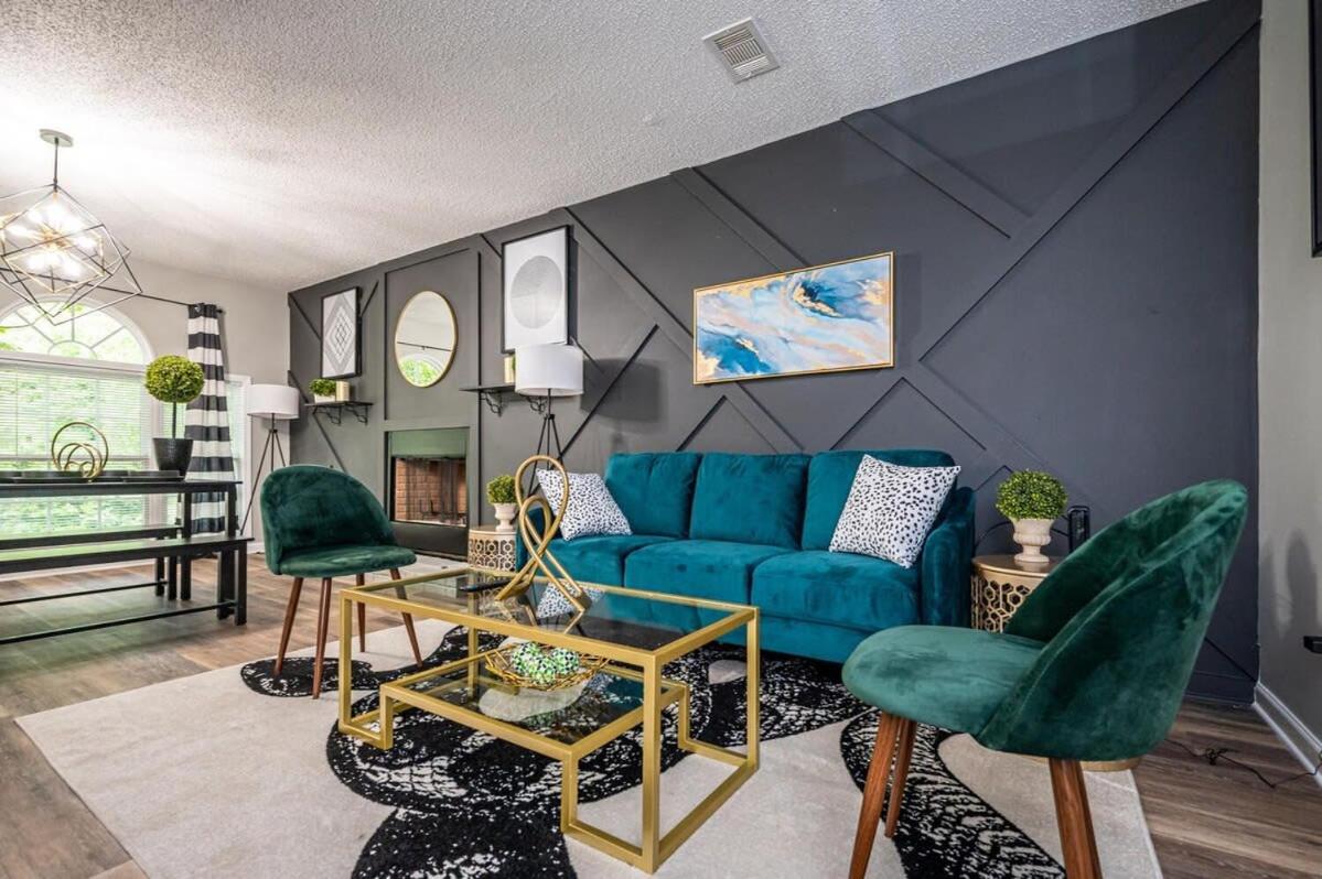 Family Room - Photo 27