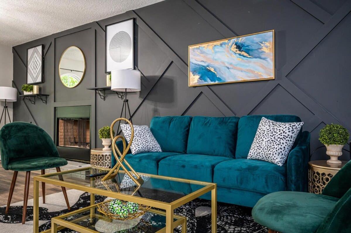 Family Room - Photo 28