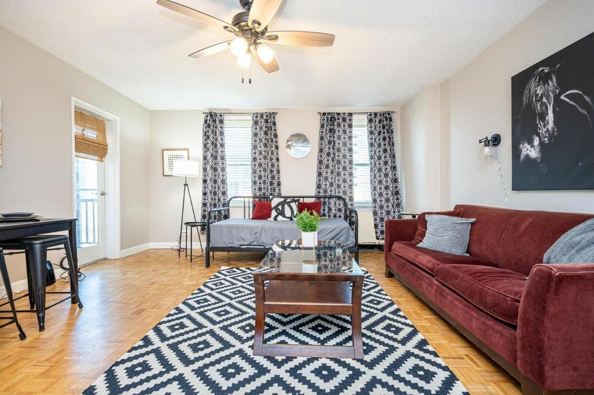 One-Bedroom Apartment - Photo 18