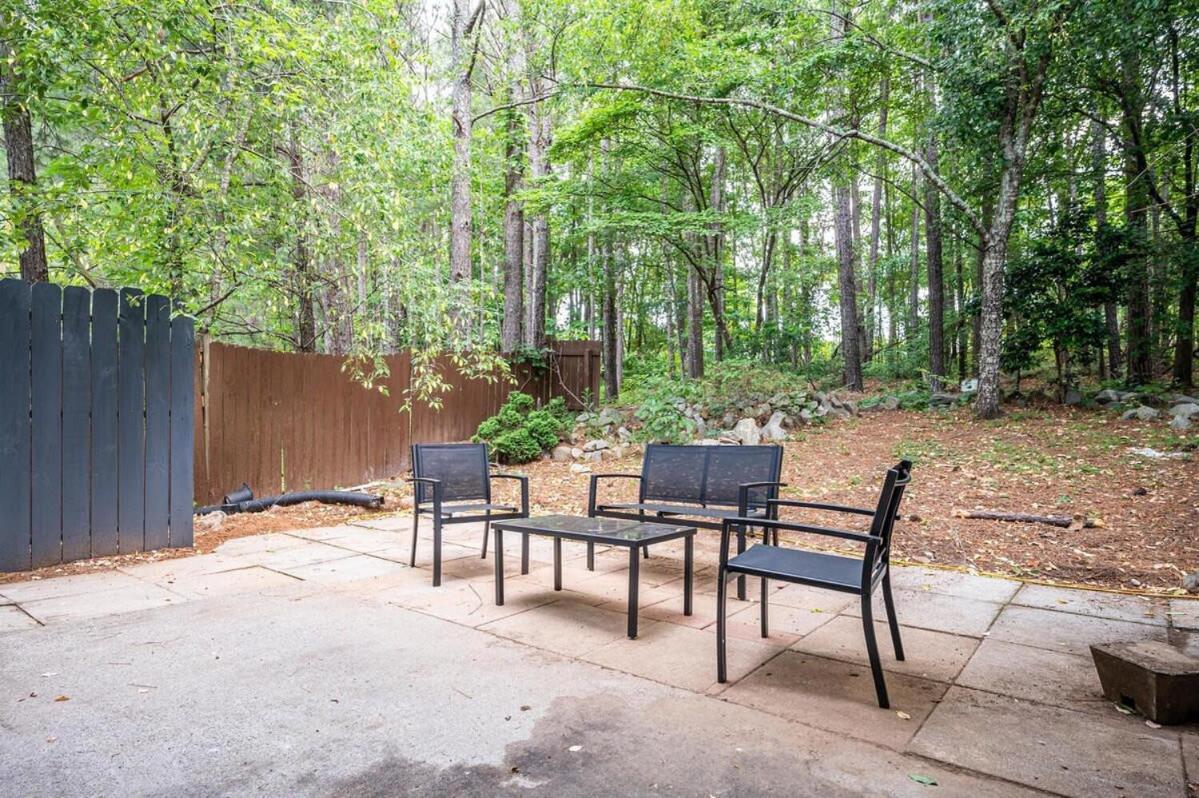 Family Room - Photo 24