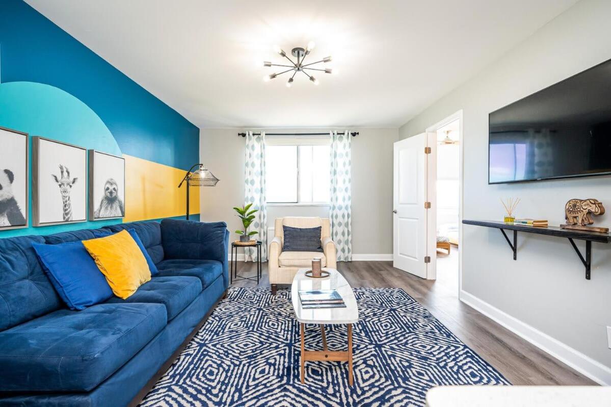 Three-Bedroom Apartment - Photo 36