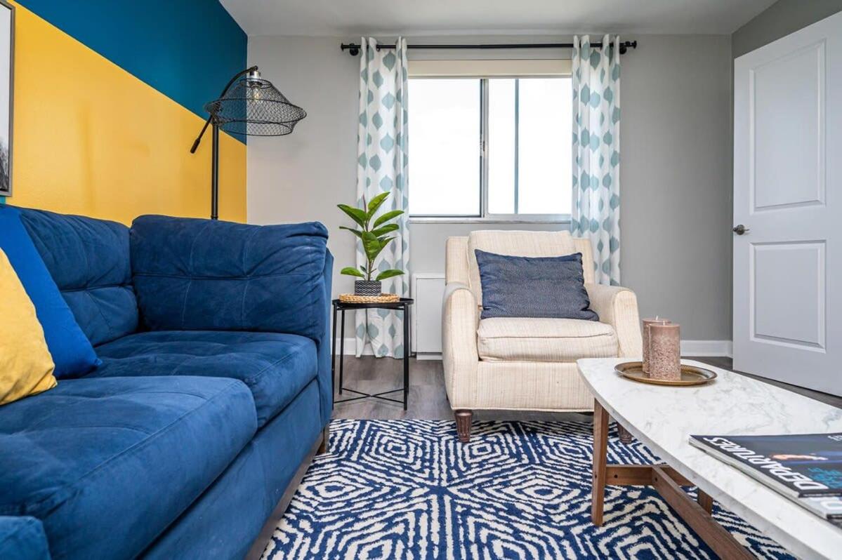 Three-Bedroom Apartment - Photo 44